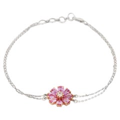 Magnifique bracelet fleur en or blanc 18 carats avec saphir rose de 1,36 carat et diamants