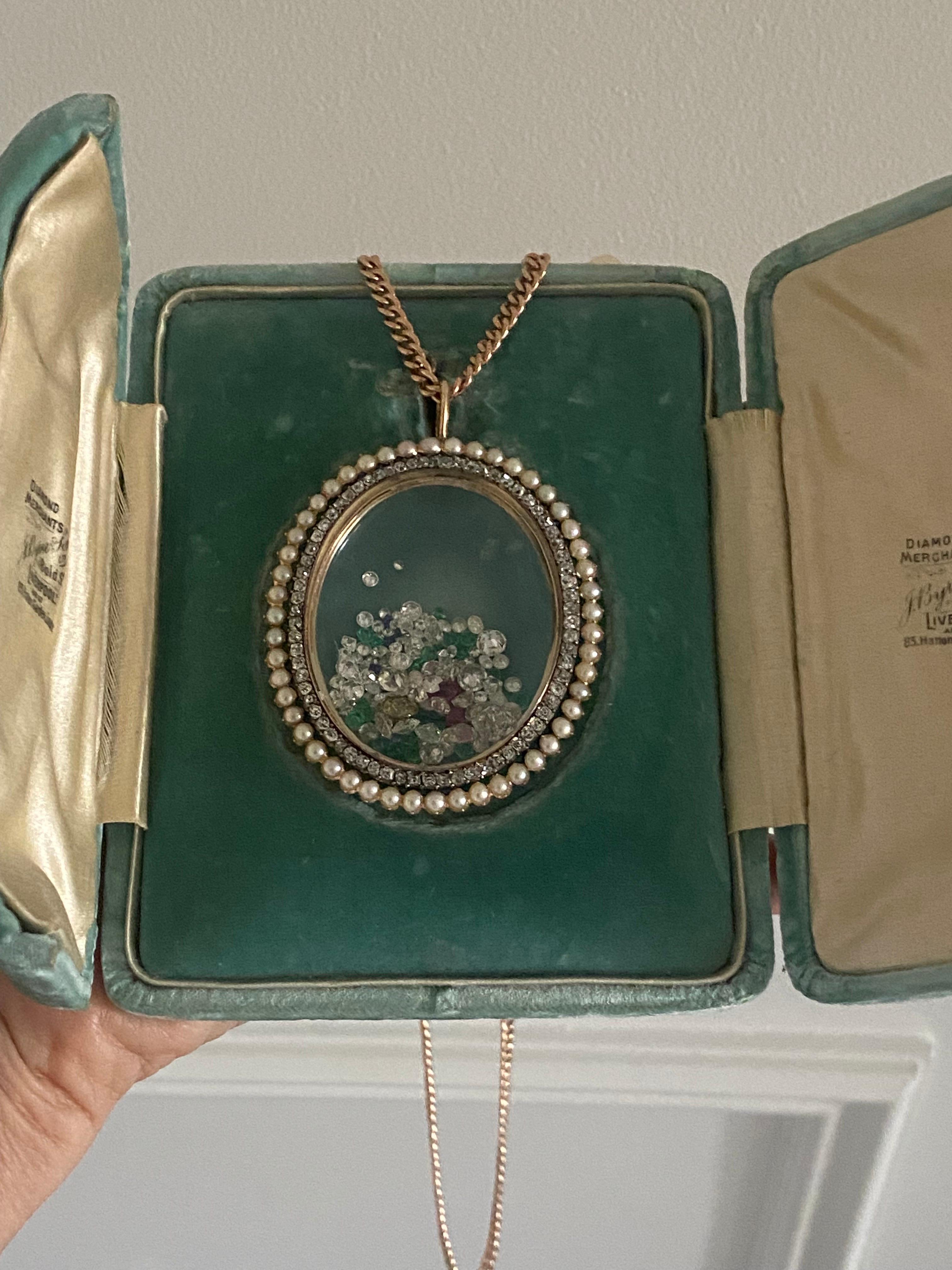 Taille mixte Mindi Mond Pendentif shaker en or rose avec perles et diamants de 13,61 carats en vente