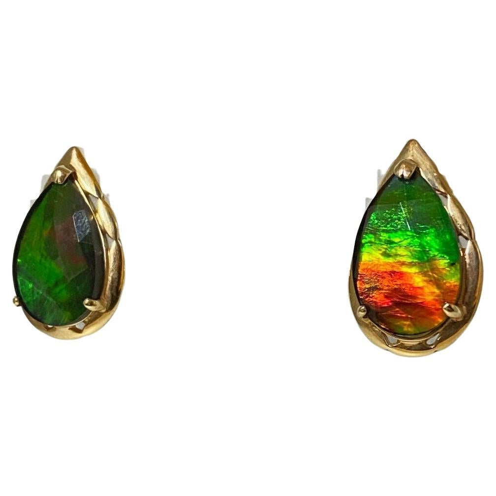 Magnificent 14K 585 Yellow Gold & Drop-Shaped Faceted Ammolite Vintage Earrings For Sale