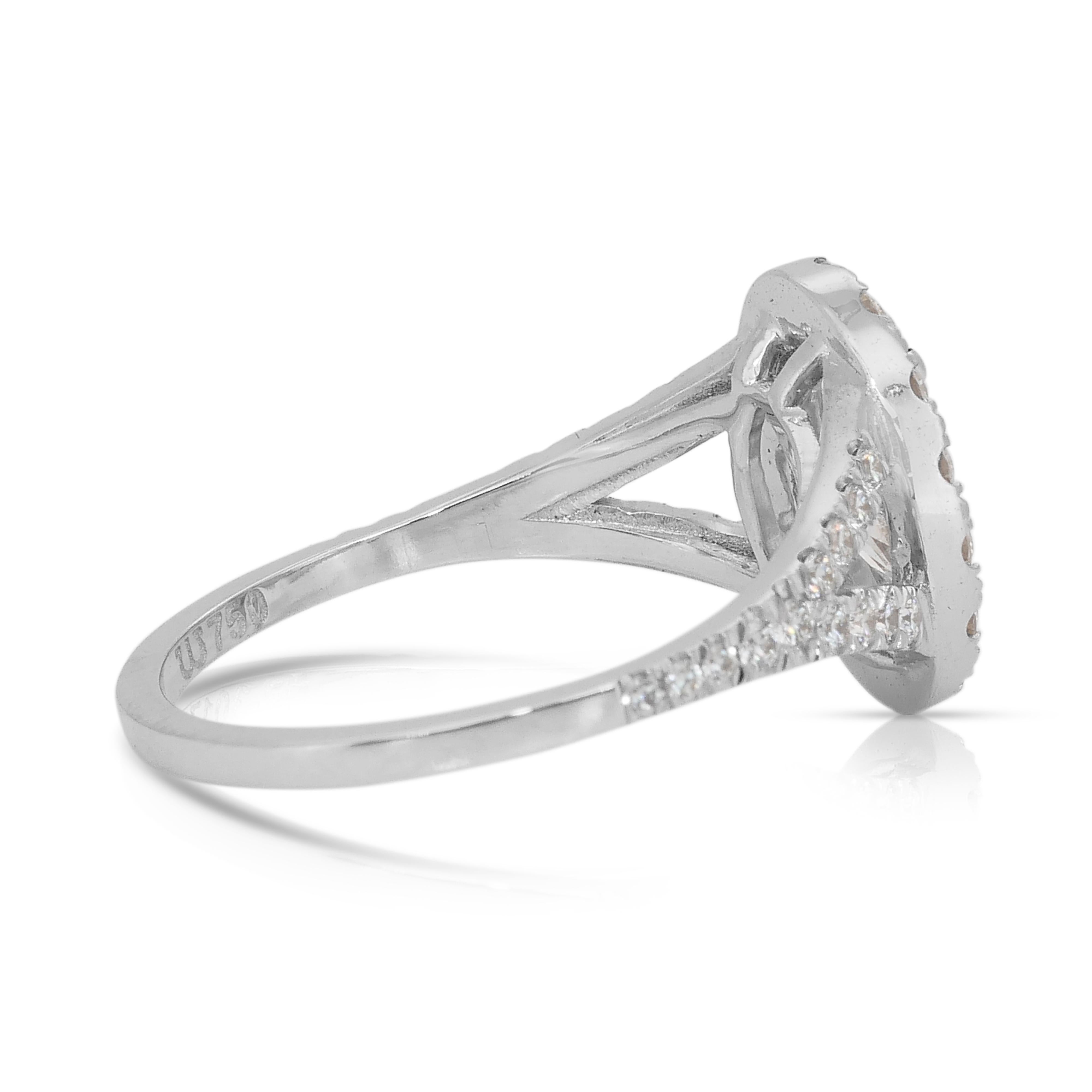 Prächtiger 1,67ct Diamanten Halo Ring in 18k Weißgold - IGI zertifiziert im Zustand „Neu“ im Angebot in רמת גן, IL
