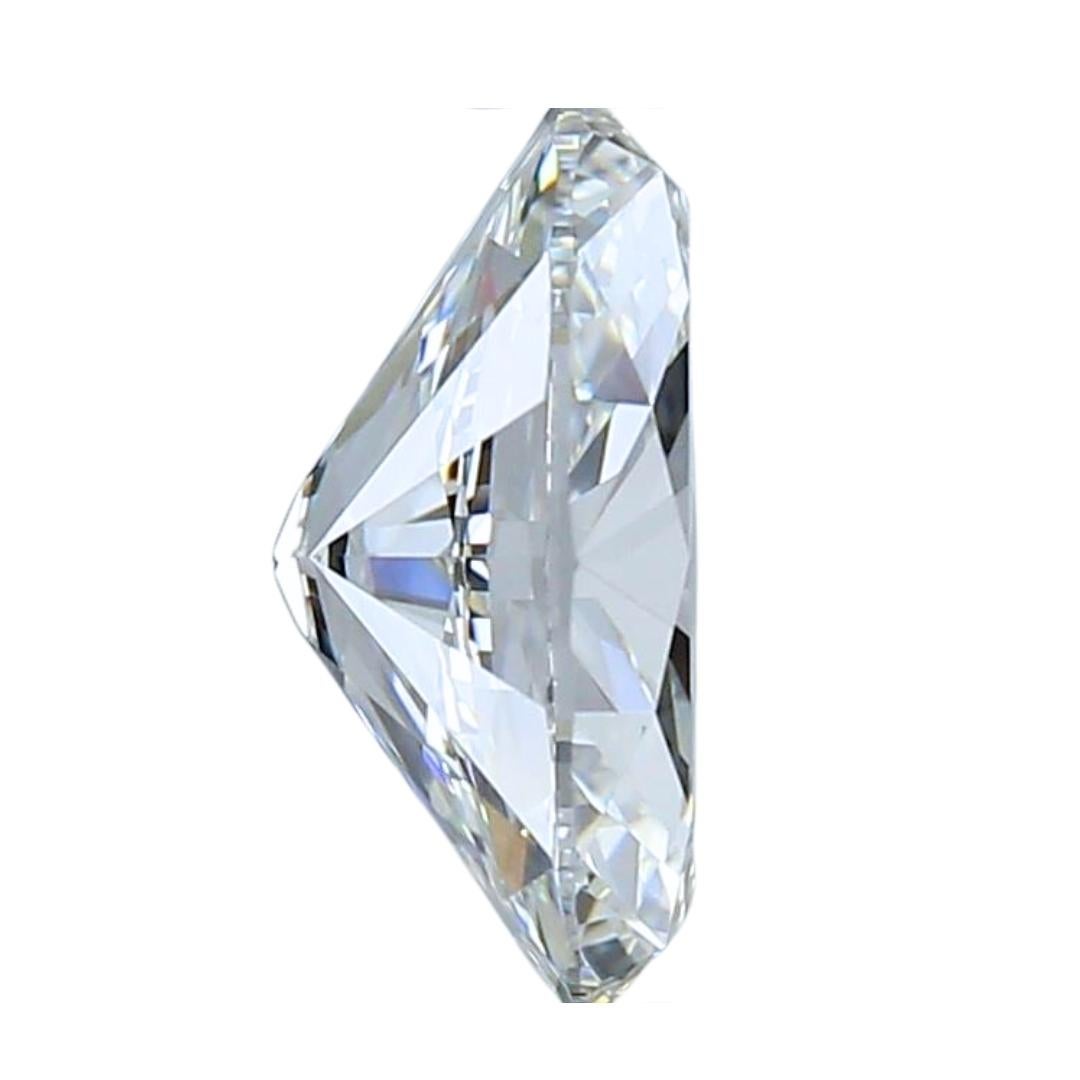 Magnificent 1.72ct Ideal Cut Oval-Shaped Diamond - GIA Certified In New Condition For Sale In רמת גן, IL