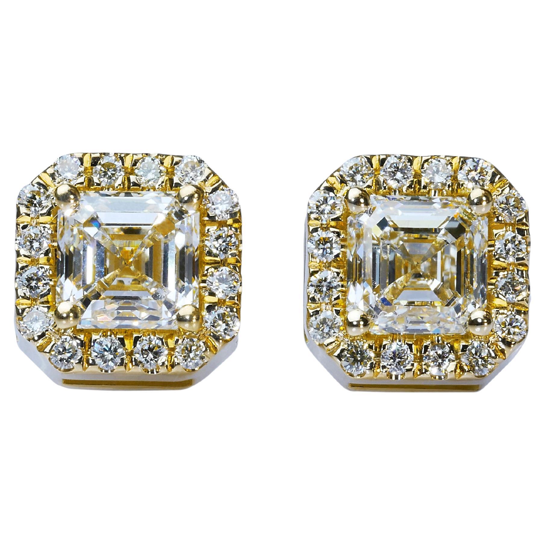 Magnificent 1.74ct Diamond Stud Earrings in 18k Yellow Gold - GIA Certified  For Sale
