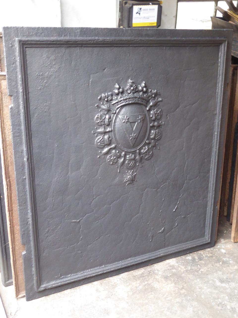 Cast Magnificent 17th-18th C. French Louis XIV 'Coat of Arms' Fireback / Backsplash For Sale