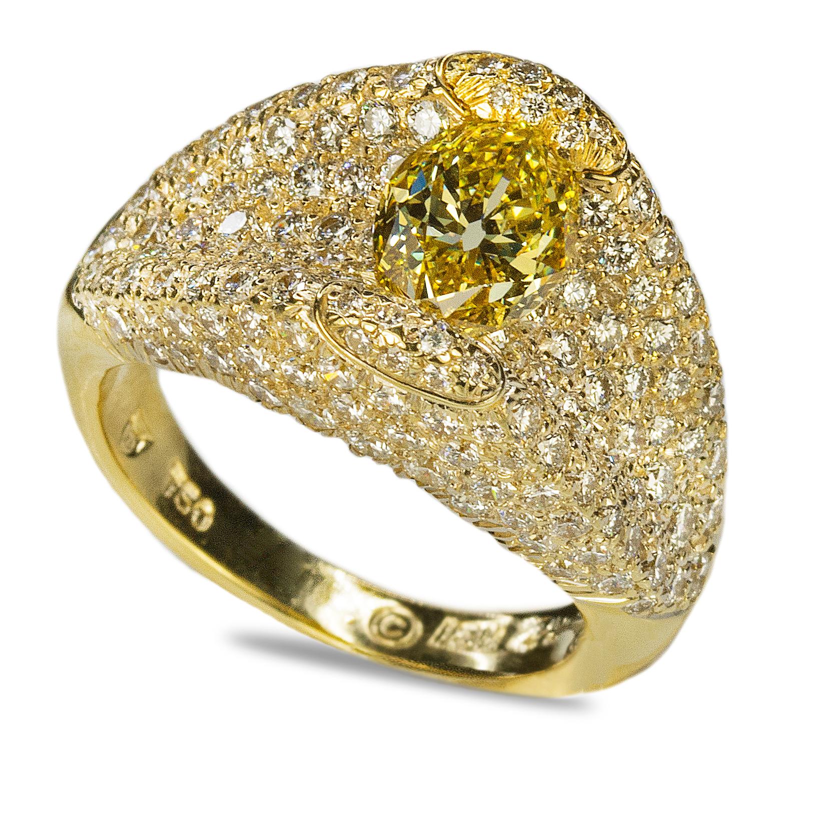 Magnificent 18 Karat Henry Dunay Fancy Vivid Yellow Diamond Ring 1