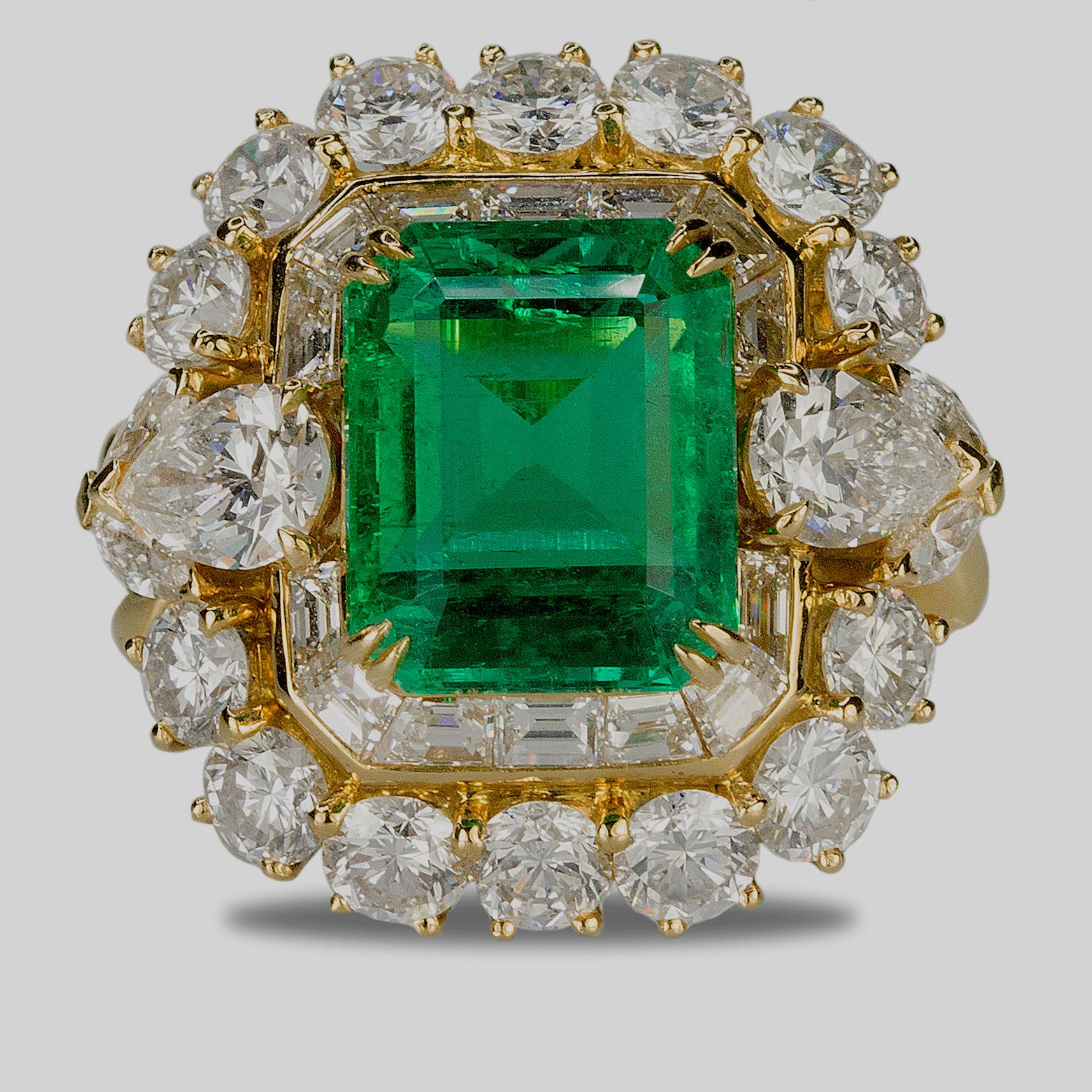 Magnificent 6.25 Carat Colombian Emerald Diamond Ring 1