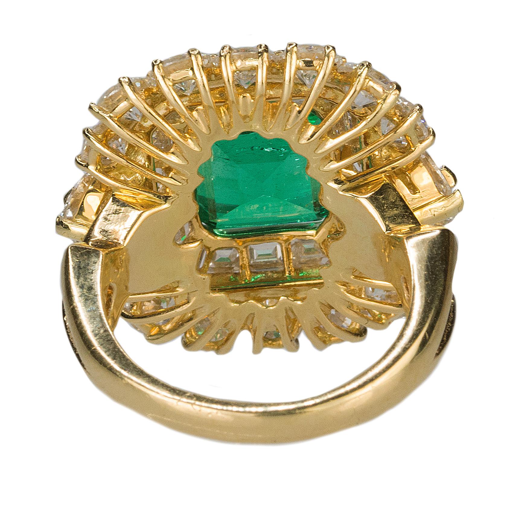 Magnificent 6.25 Carat Colombian Emerald Diamond Ring 2