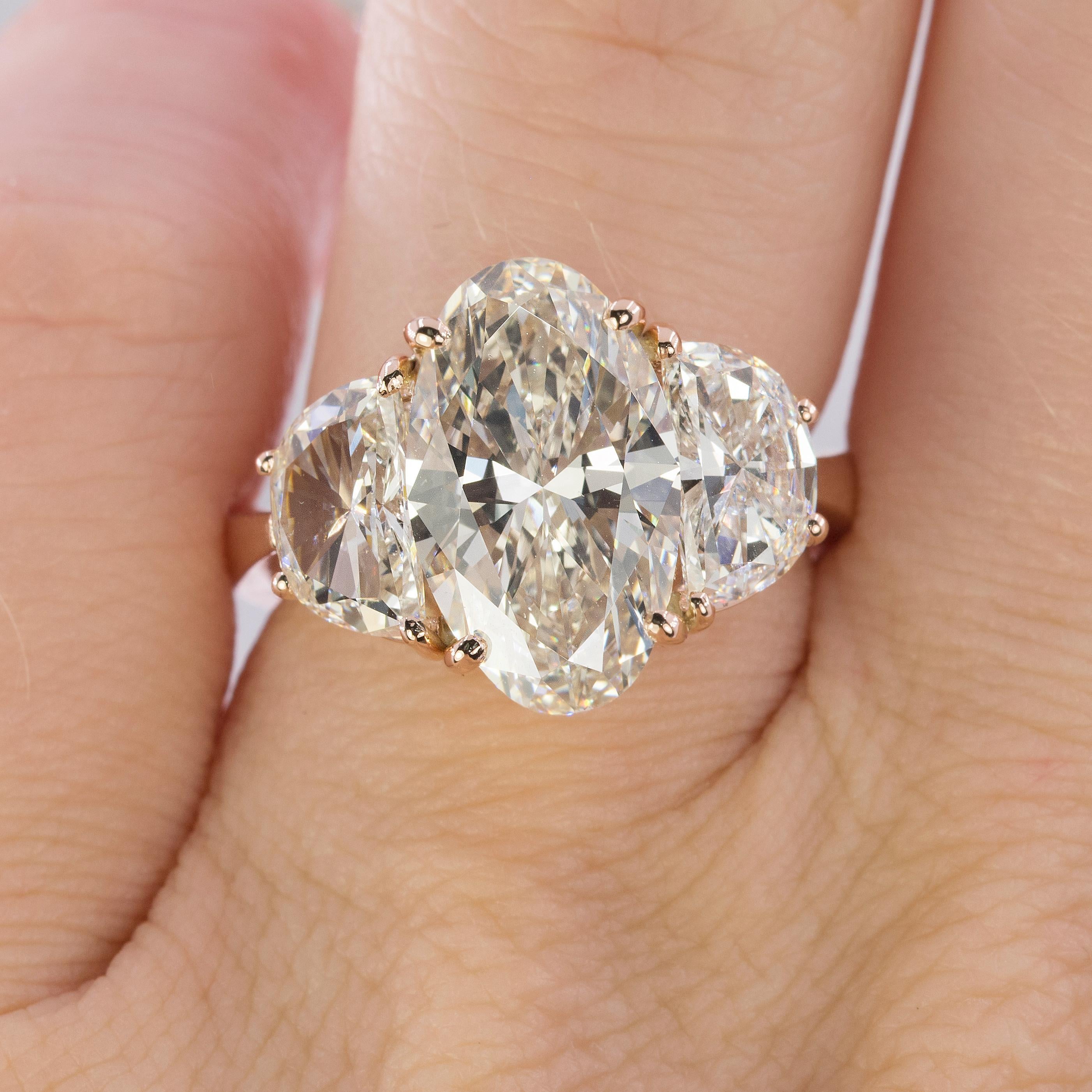 Magnificent 18k Rose Gold 6.73 Total Weight Diamond Ring In New Condition In Sarasota, FL
