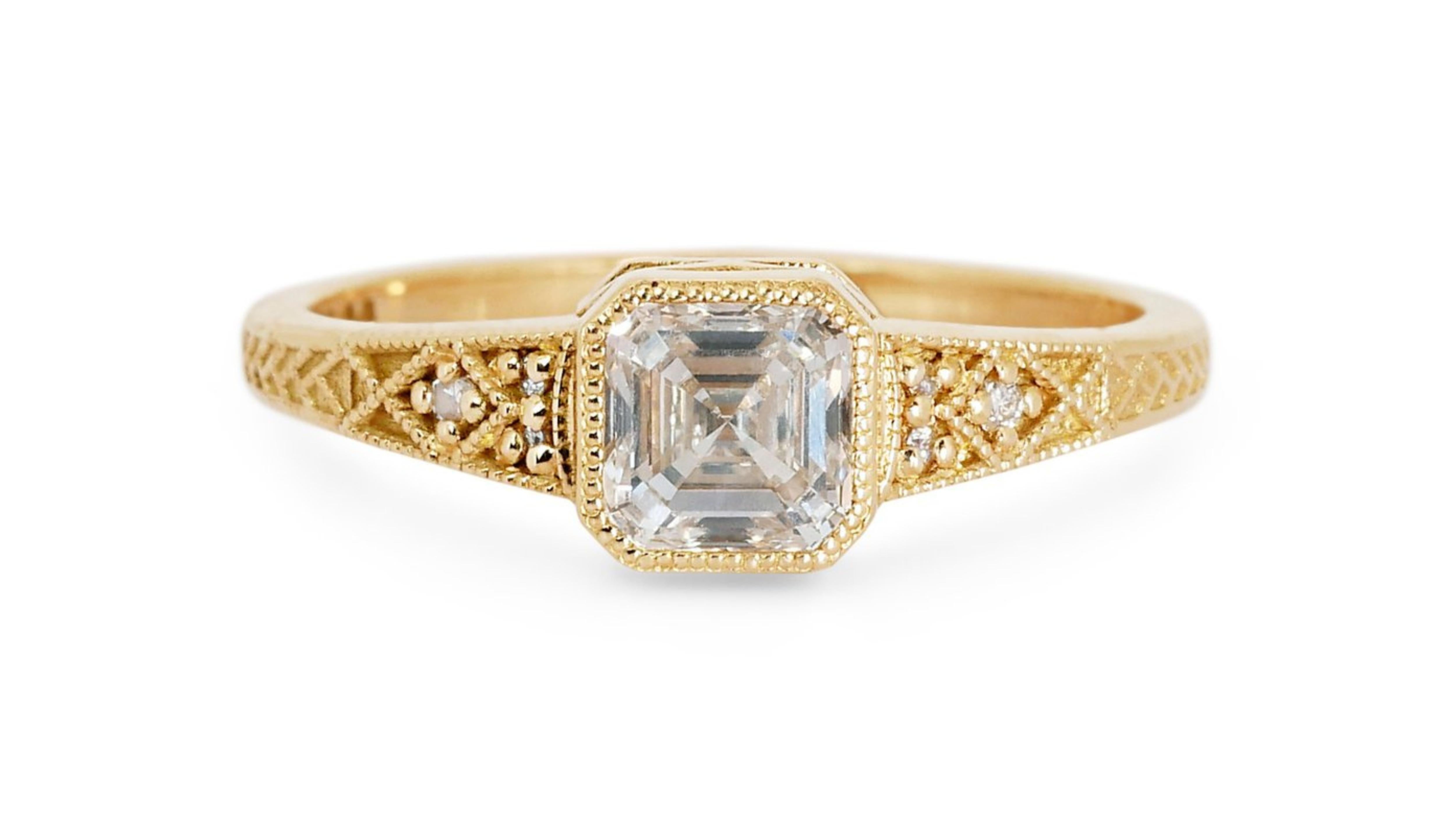 Magnificent 18k Yellow Gold Antique Style Ring w/ 0.83 ct Natural Diamonds IGI C For Sale 1