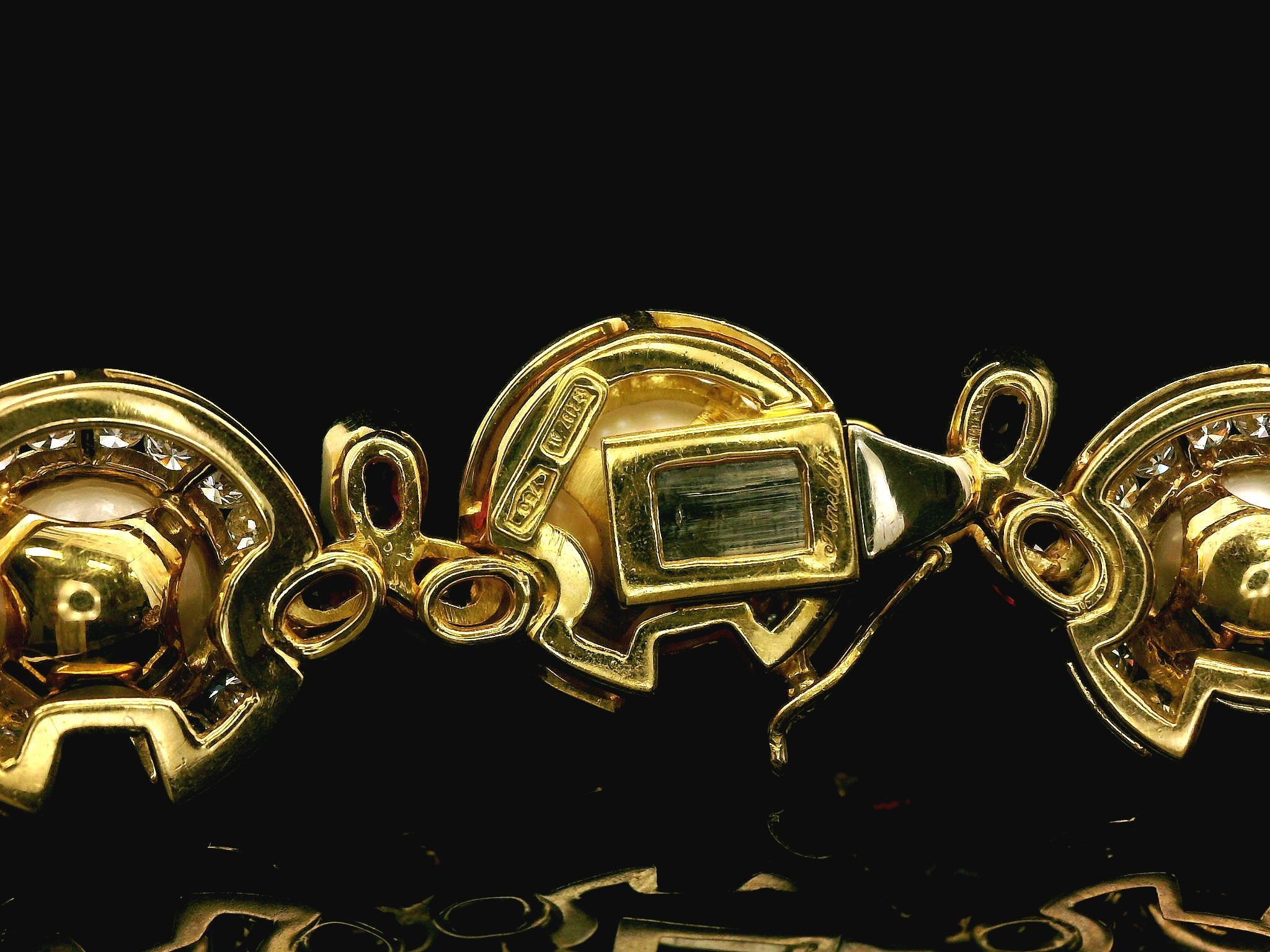 MAGNIFICENT Collier en or jaune 18 carats, perle GIA de 12,5 mm, rubis et diamants de 42,5 carats Excellent état - En vente à Montclair, NJ