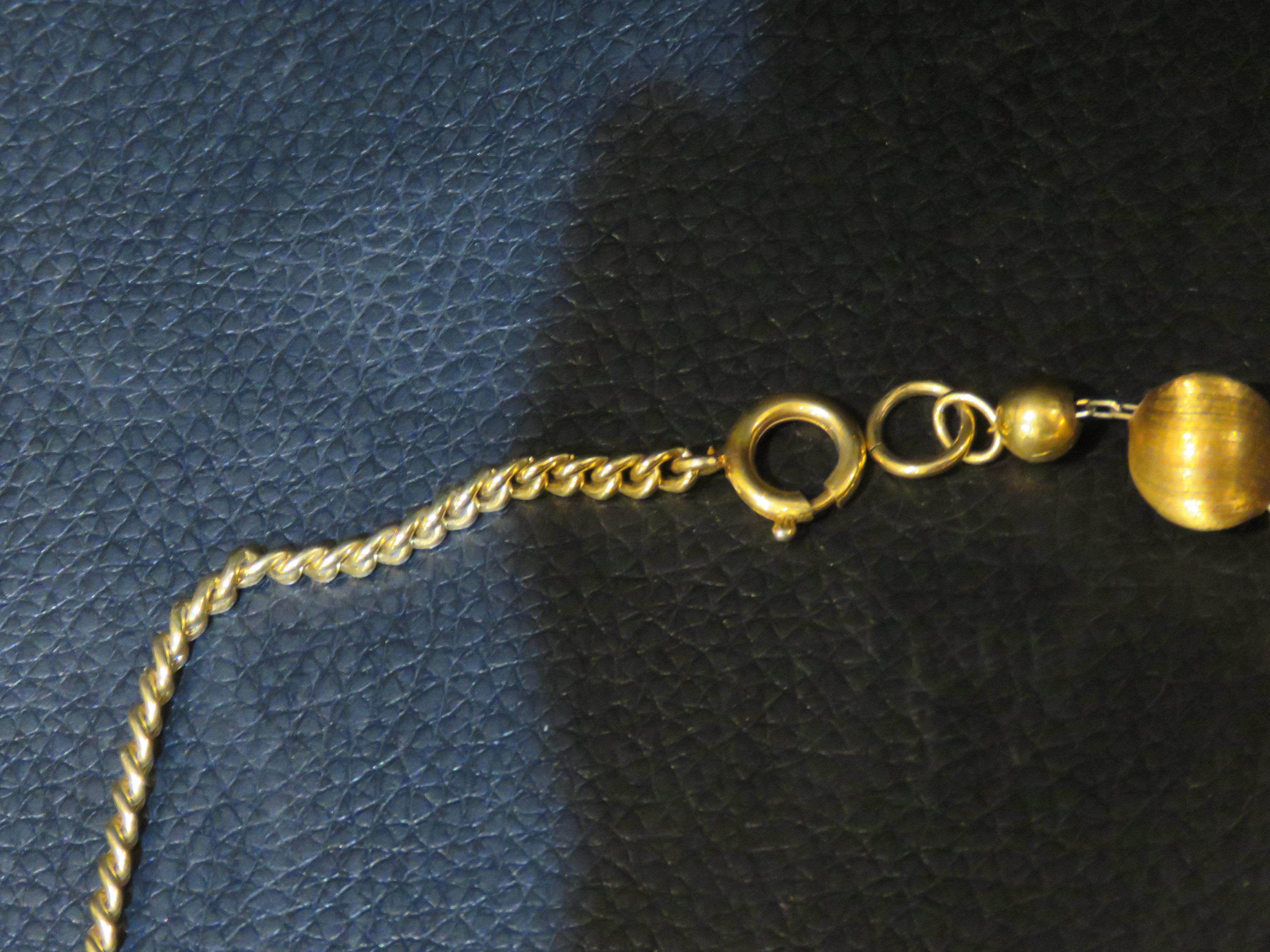 De las mujeres Magnífico Collar de Bola Dorada con Diseño de Tejido Graduado Superpuesto en Oro de 18 KT en venta