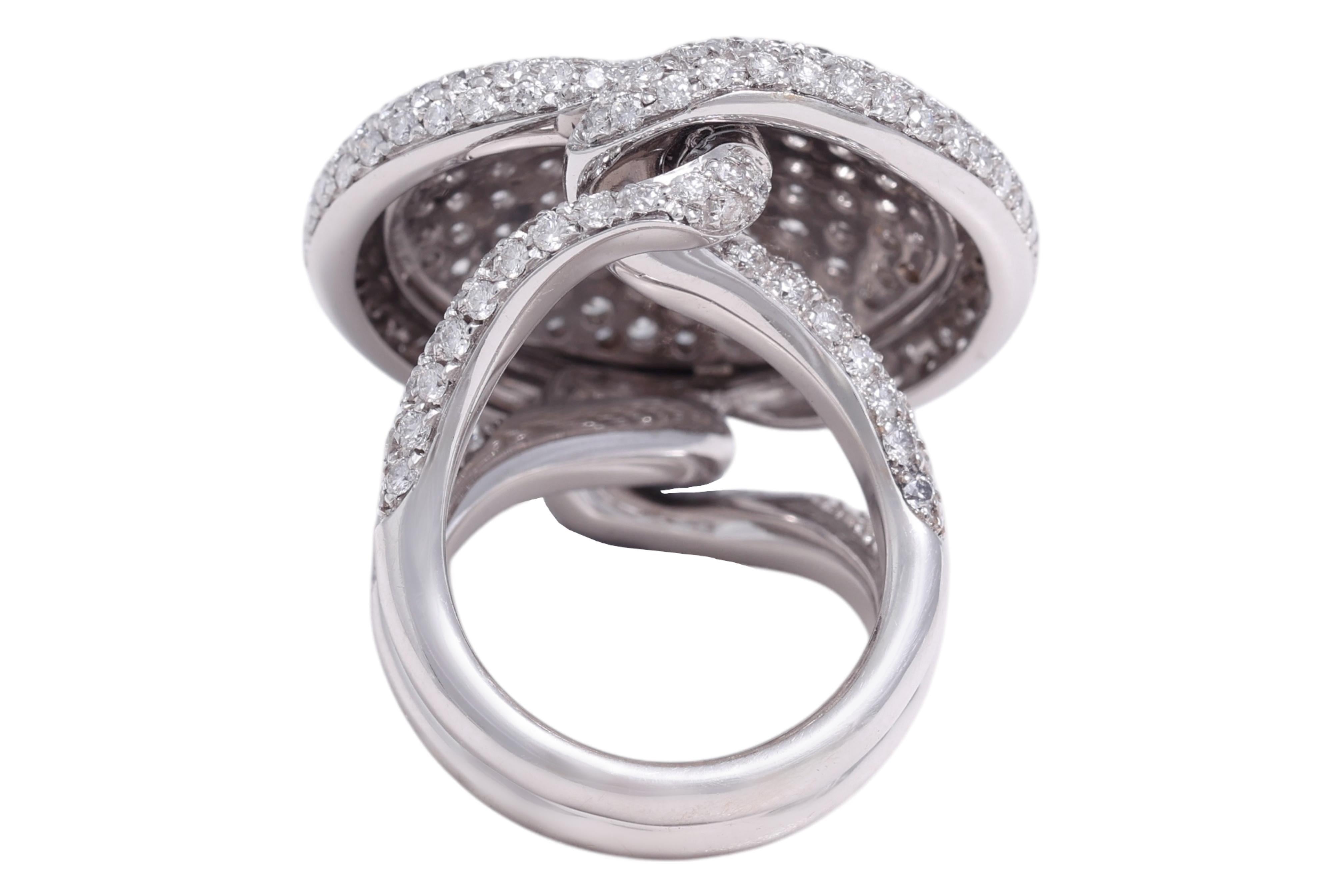Magnificent 18kt White Gold 6.65ct Brilliant Cut Diamond Ring For Sale 5
