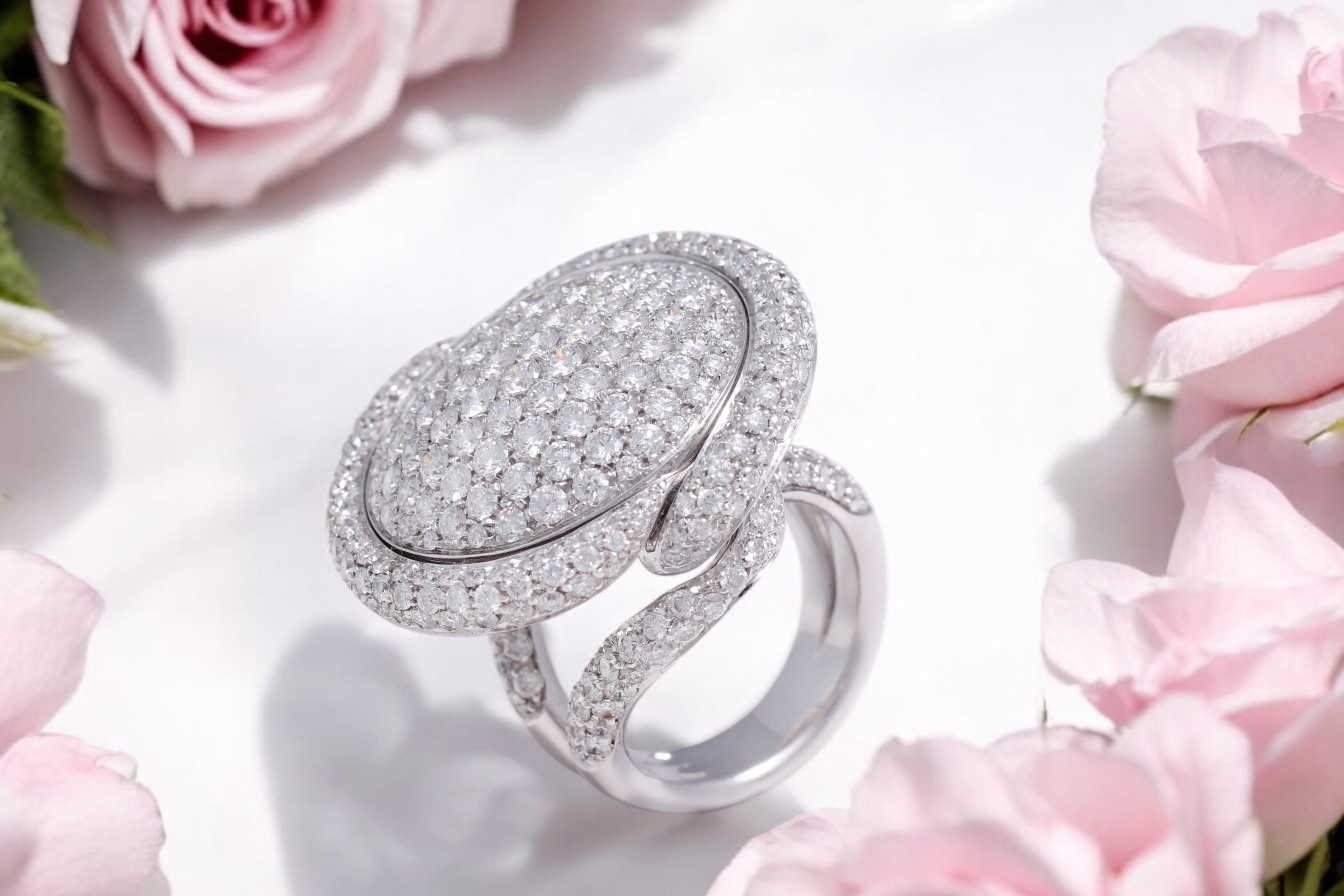 Magnificent 18kt White Gold 6.65ct Brilliant Cut Diamond Ring For Sale 7