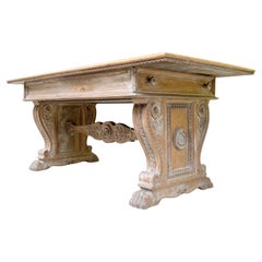 Magnificent 18th-century Italian Renaissance-style table