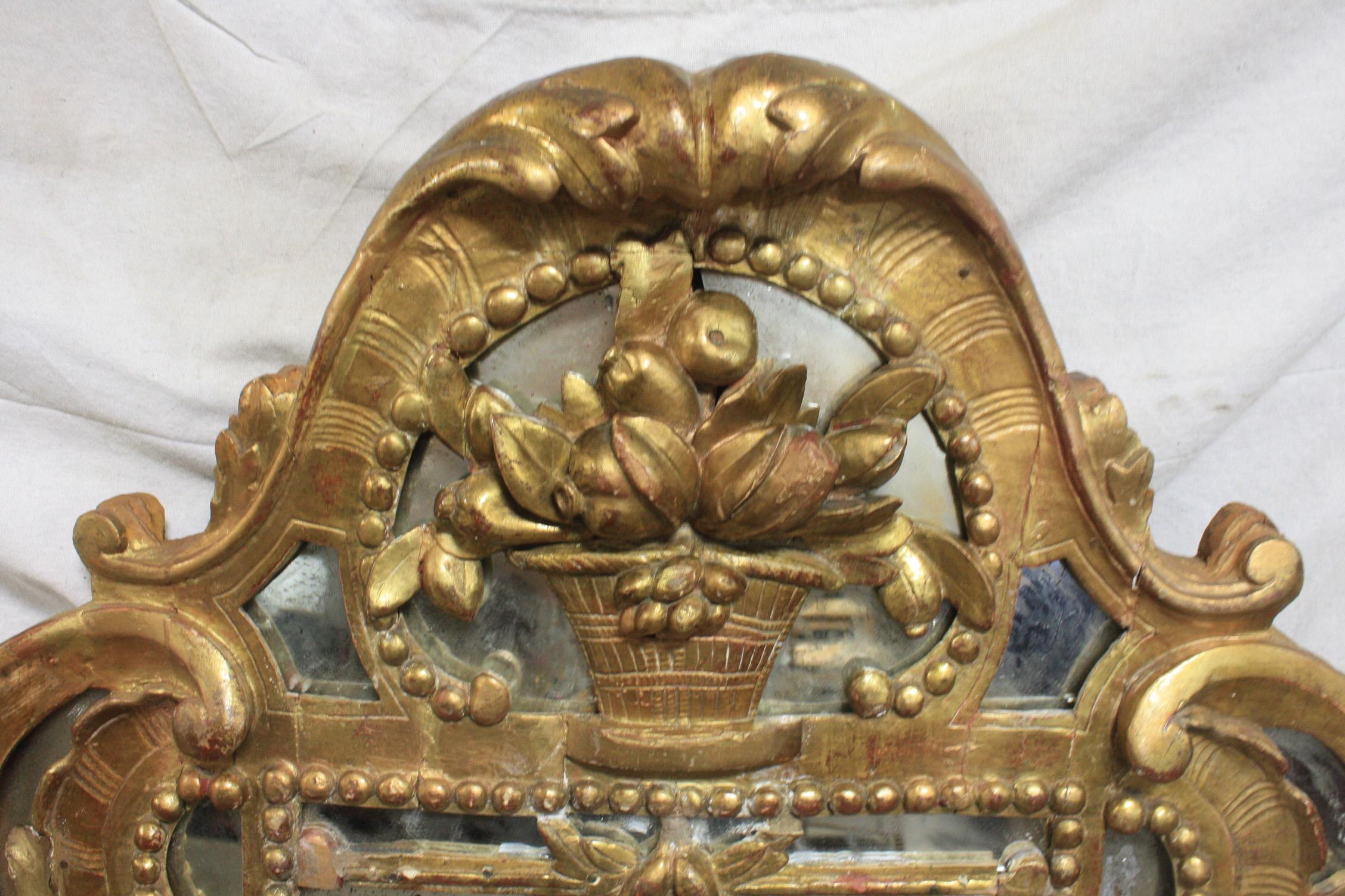 Giltwood Magnificent 18th Century Italian Sconce-Mirror For Sale
