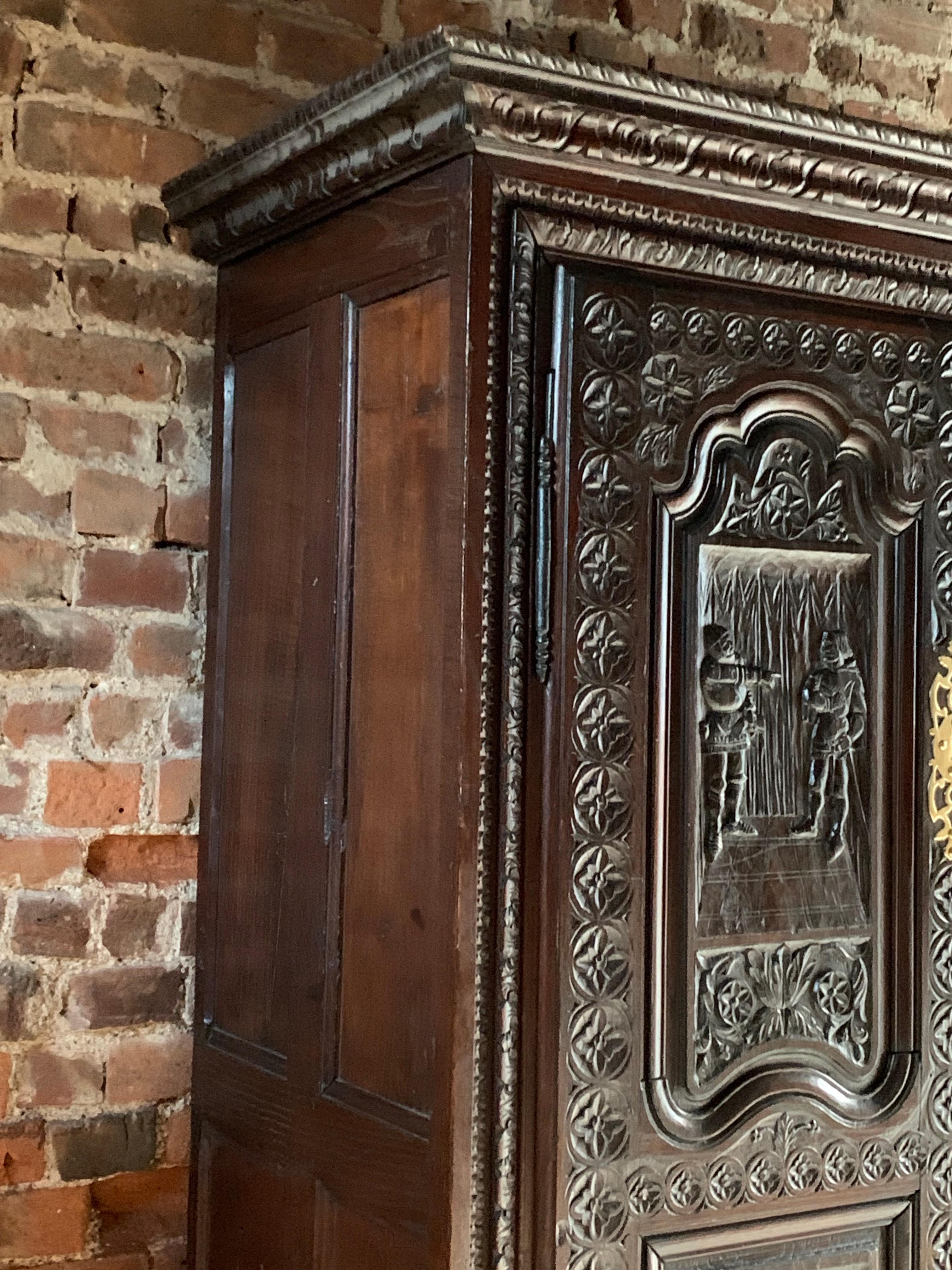 Italian Magnificent 18th Century Oak Cupboard Armoire Heavily Carved, circa 1740