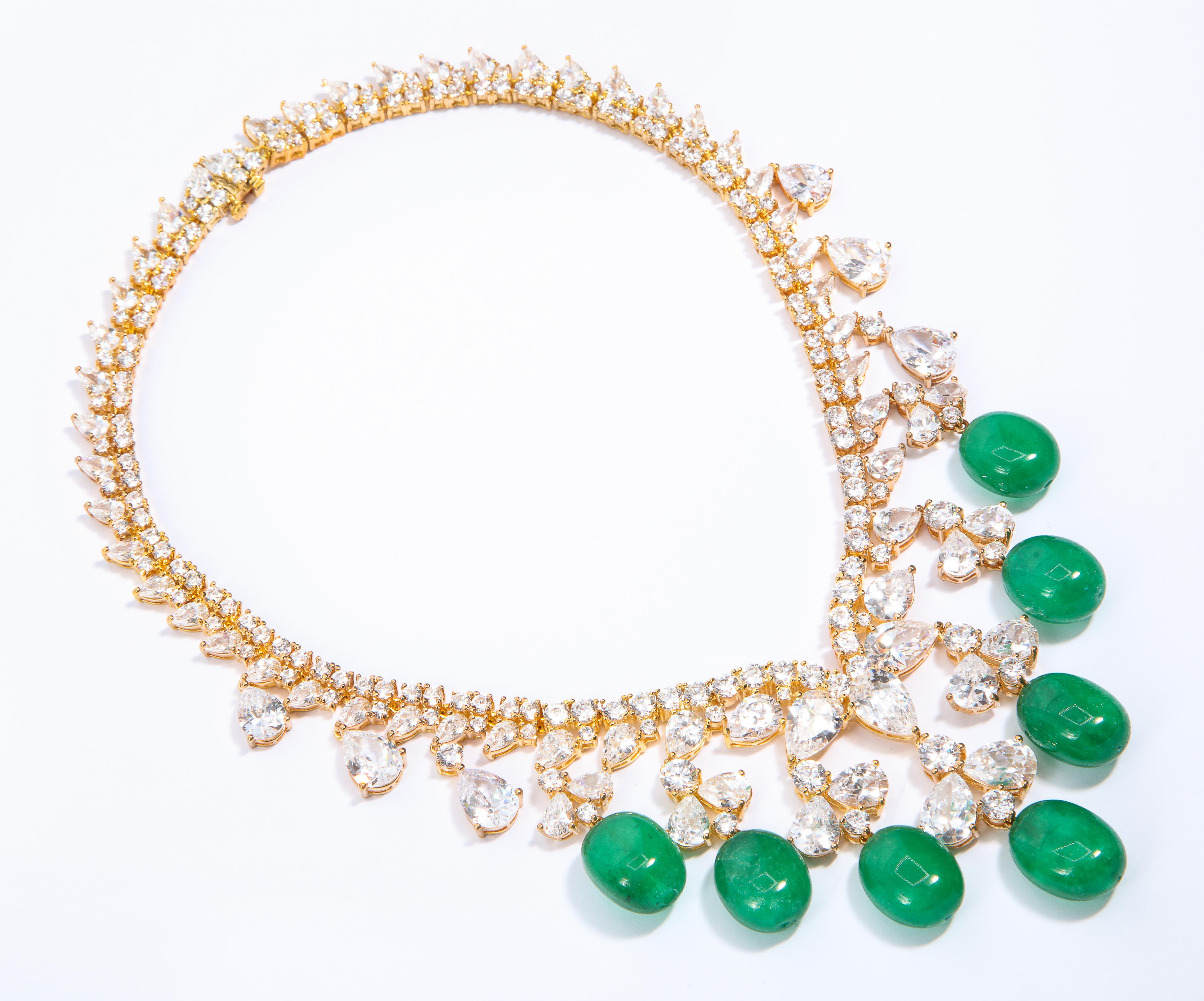 Glamor 1950s Style CZ Faux Cabochon Emerald Drop Necklace In New Condition For Sale In New York, NY