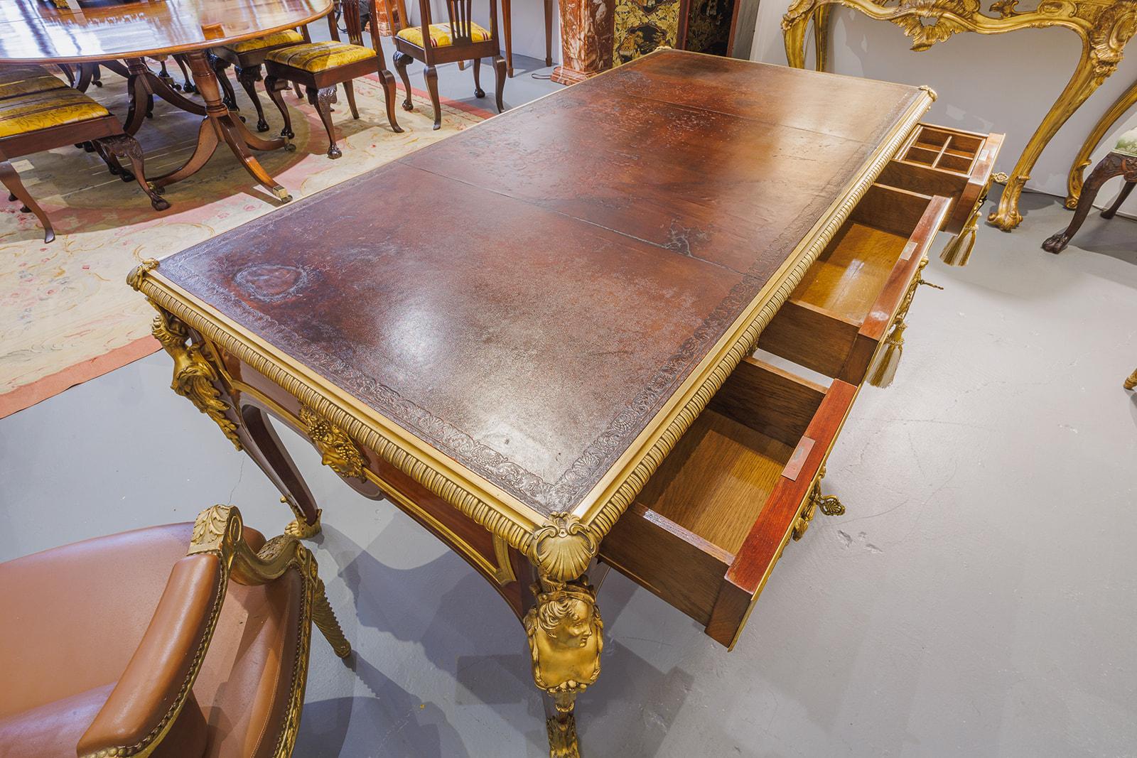 Magnificent 19th century French Louis XVI bureau plat retailed by Rinck Paris In Good Condition For Sale In Dallas, TX