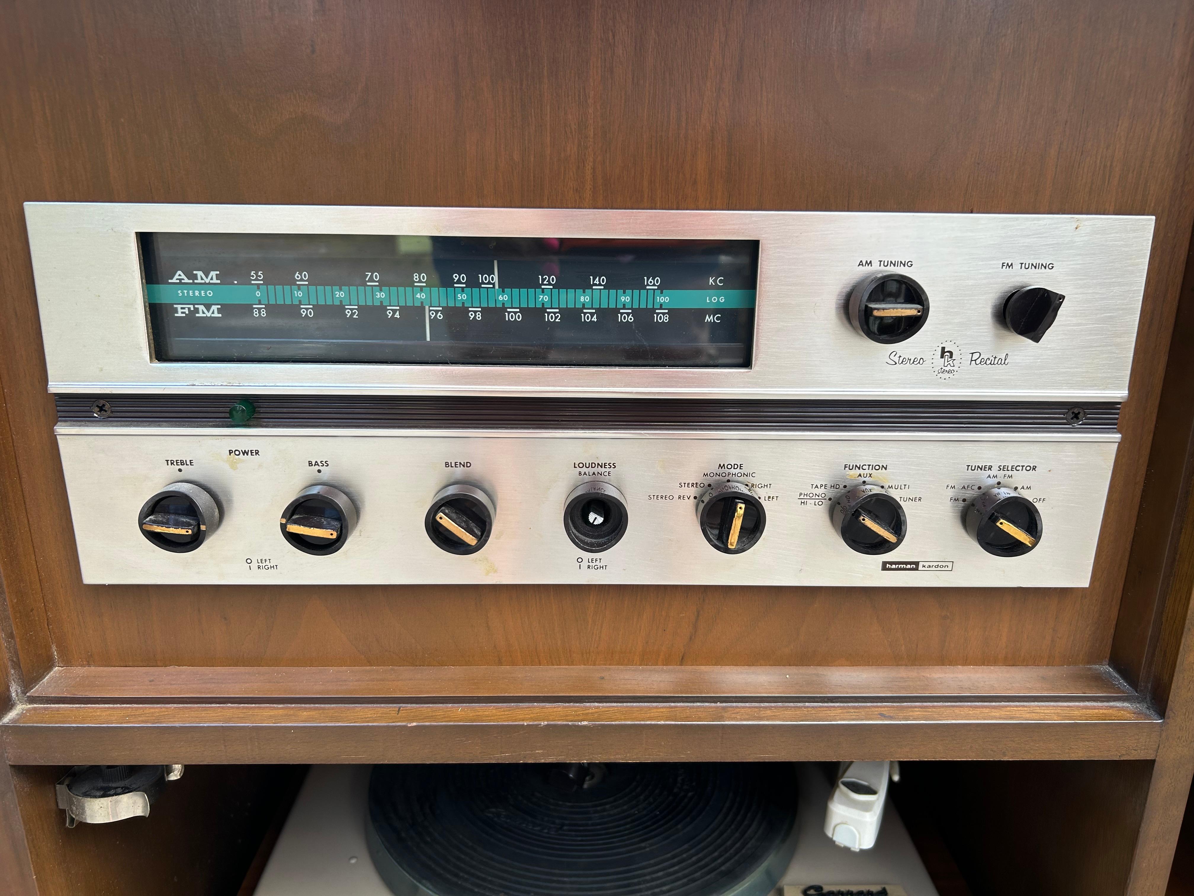 Magnifique meuble bar stéréo de 2 pièces en vente 12
