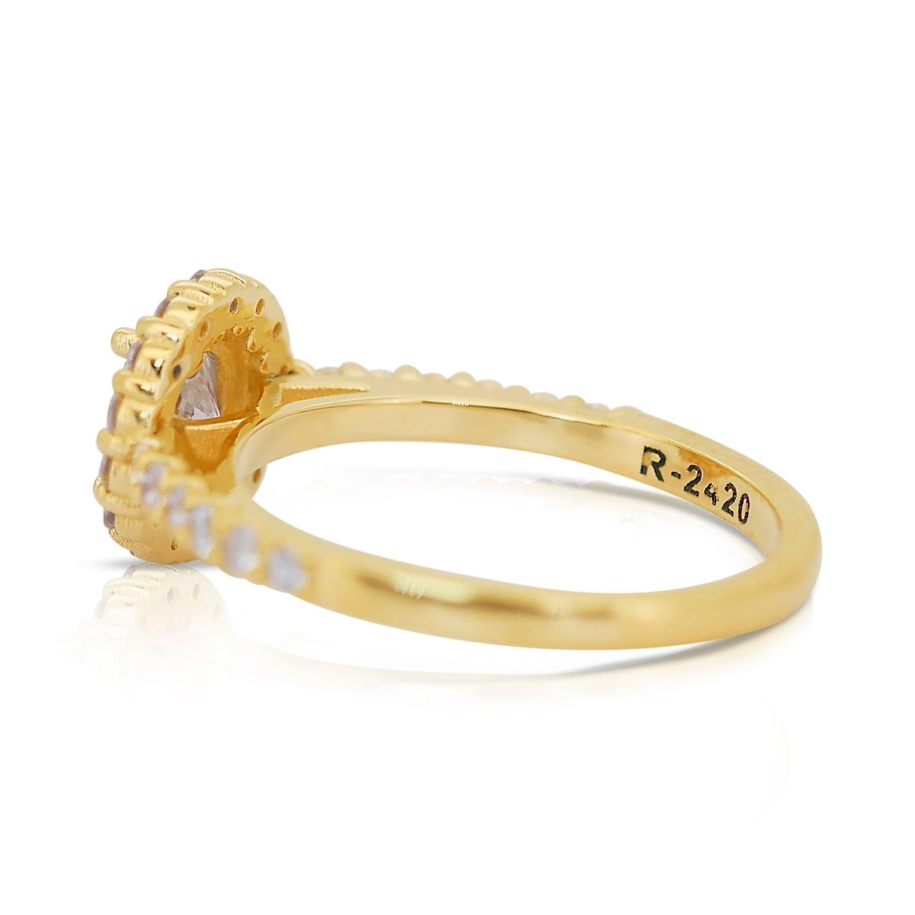Magnificent 2.00ct Triple Excellent Ideal Cut Diamonds Halo Ring in 18k Yellow Gold - IGI Certified

Embrace timeless sophistication with this exquisite 18K yellow gold diamond halo ring. The centerpiece is a remarkable 1.50ct round-cut diamond,