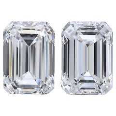 Magnifique paire de diamants taille émeraude de 2,04 carats, certifiés GIA 