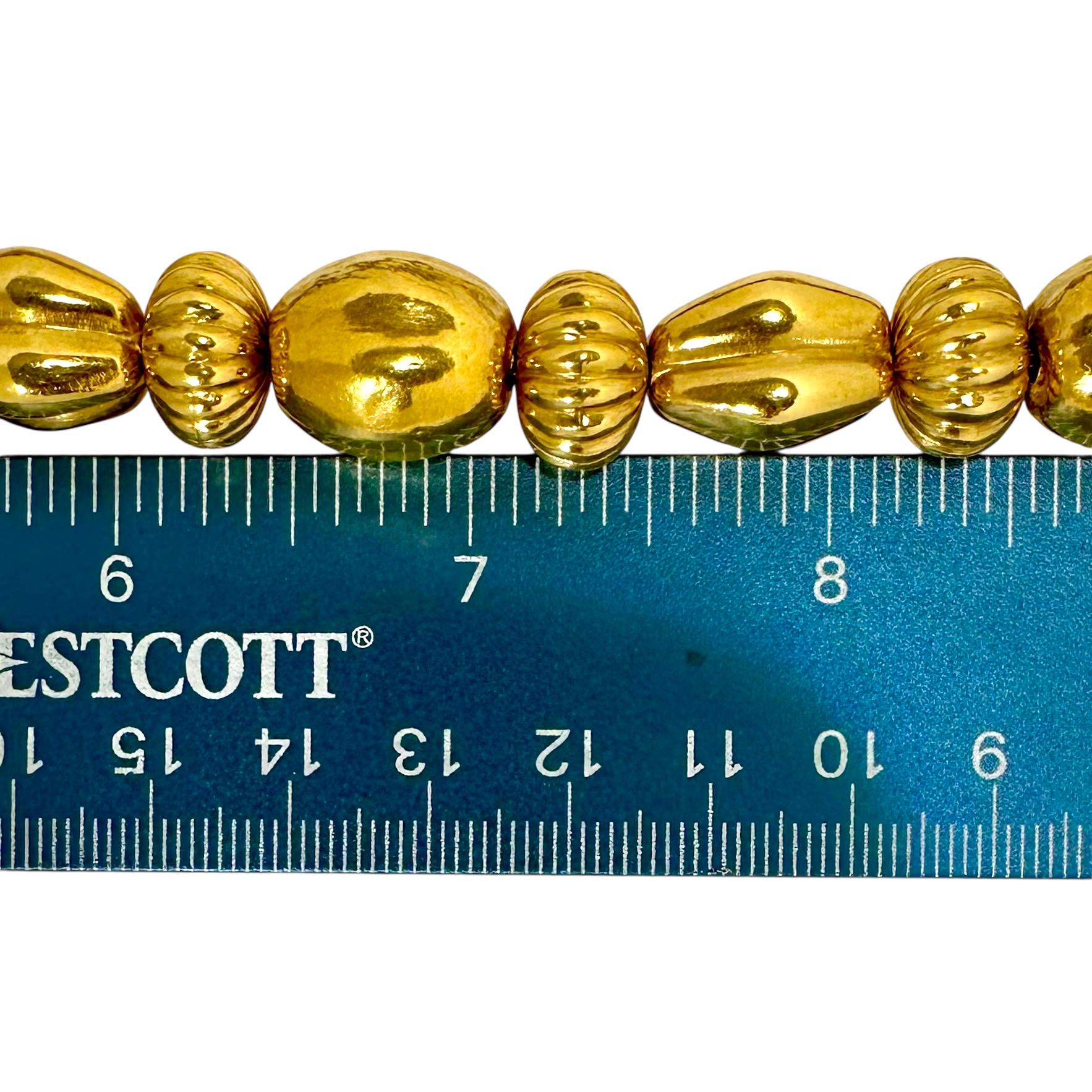 Greco classico Magnifica collana lunga 31 pollici in oro giallo 22 carati di Lalaounis in vendita
