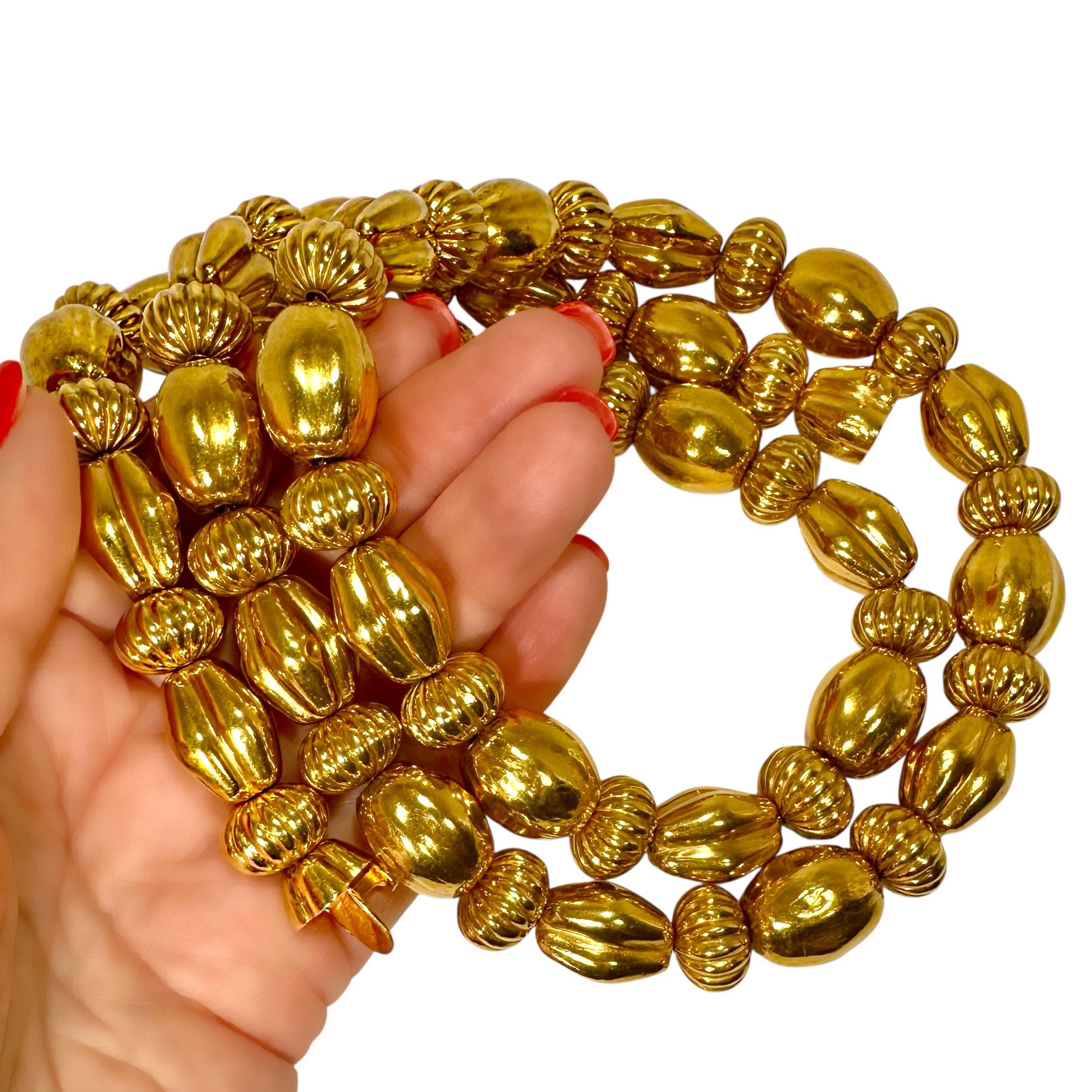 Magnifica collana lunga 31 pollici in oro giallo 22 carati di Lalaounis in vendita 1