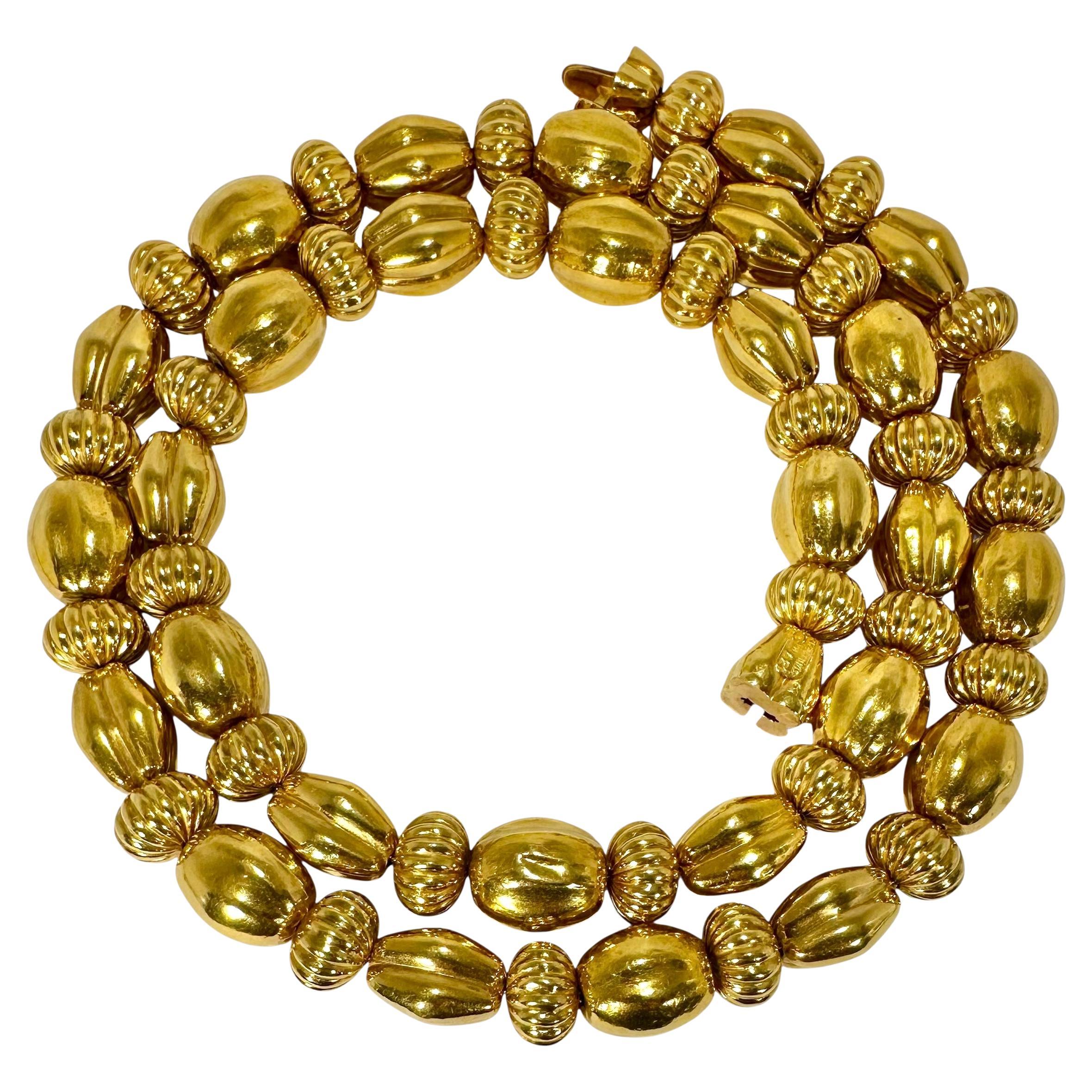 Magnifica collana lunga 31 pollici in oro giallo 22 carati di Lalaounis in vendita