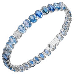 Magnificent 24,25 Ct Blue Sapphire Diamond White Gold Tennis Bracelet for Her