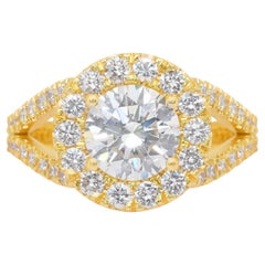 Magnificent 2.49ct Diamonds Halo Ring in 18k Yellow Gold - IGI Certified