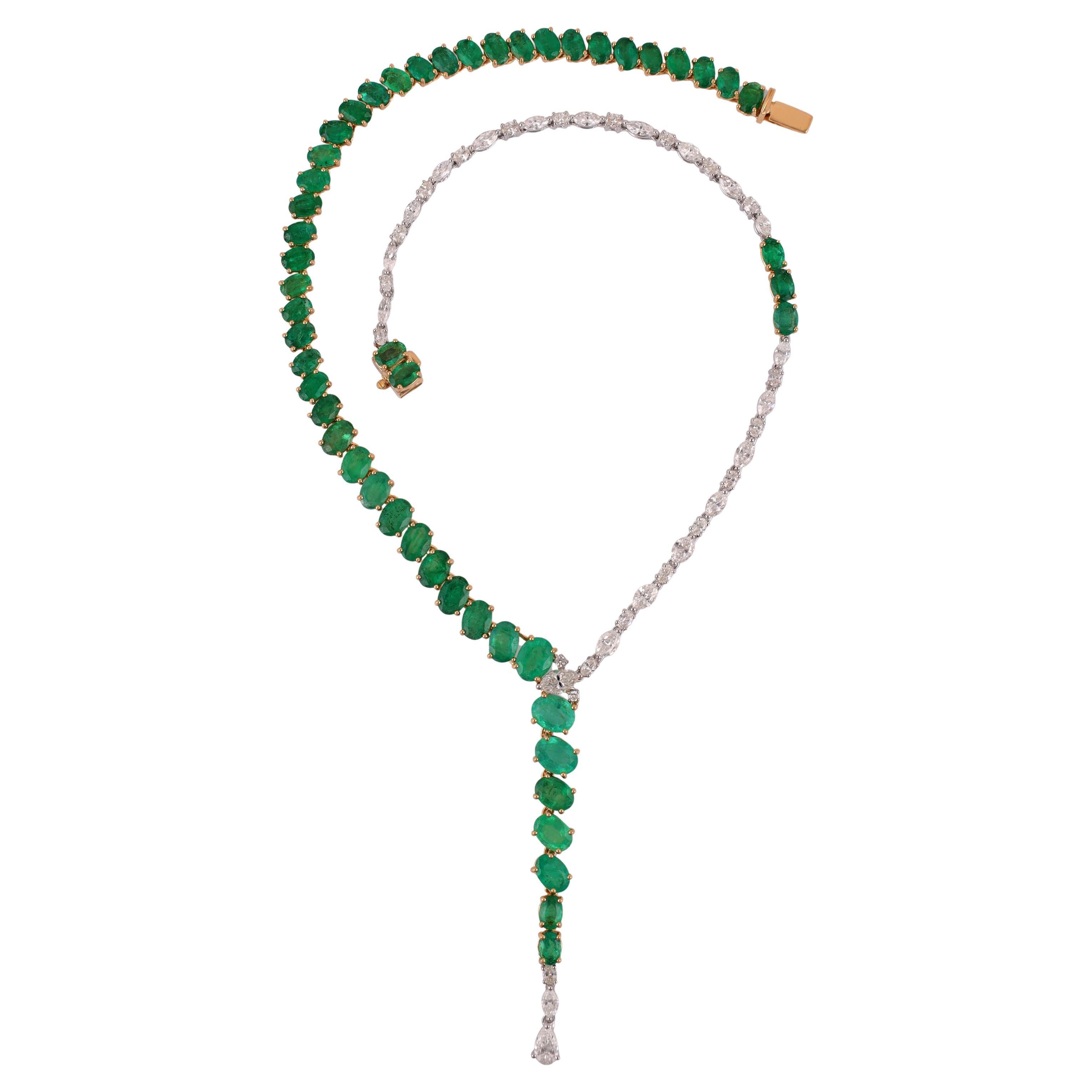 Prächtige 26,73 Karat Smaragd- und Diamant-Halskette mit Ohrringen