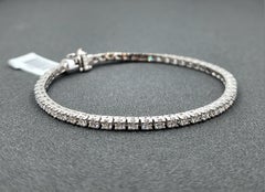 Magnificent 2.87 ct Round-Cut Diamond Platinum Tennis Bracelet