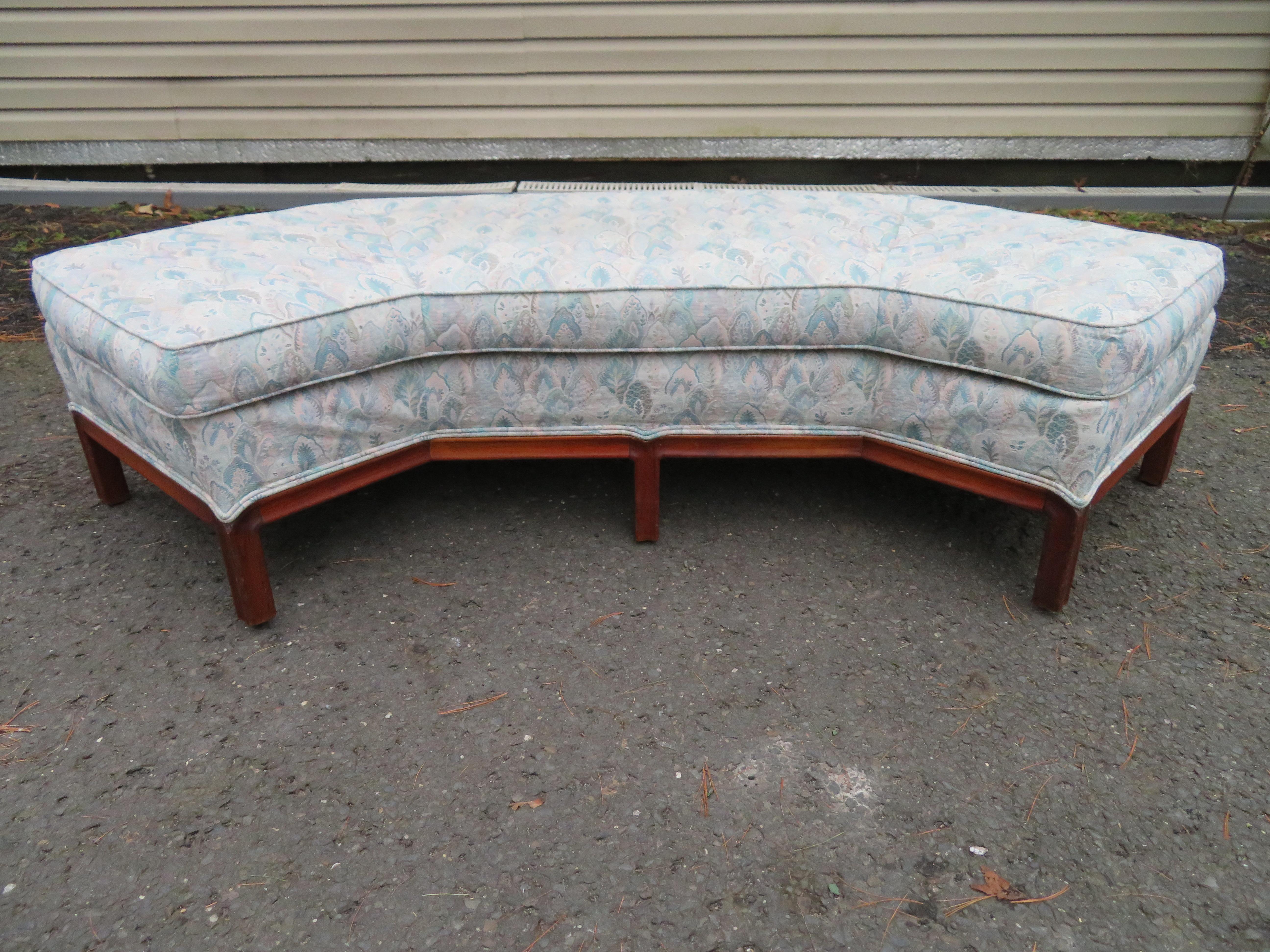 Prächtige 3-teilige achteckige Sofa-Sektionsbank mit achteckiger Sitzbank, Mid-Century Modern im Angebot 9