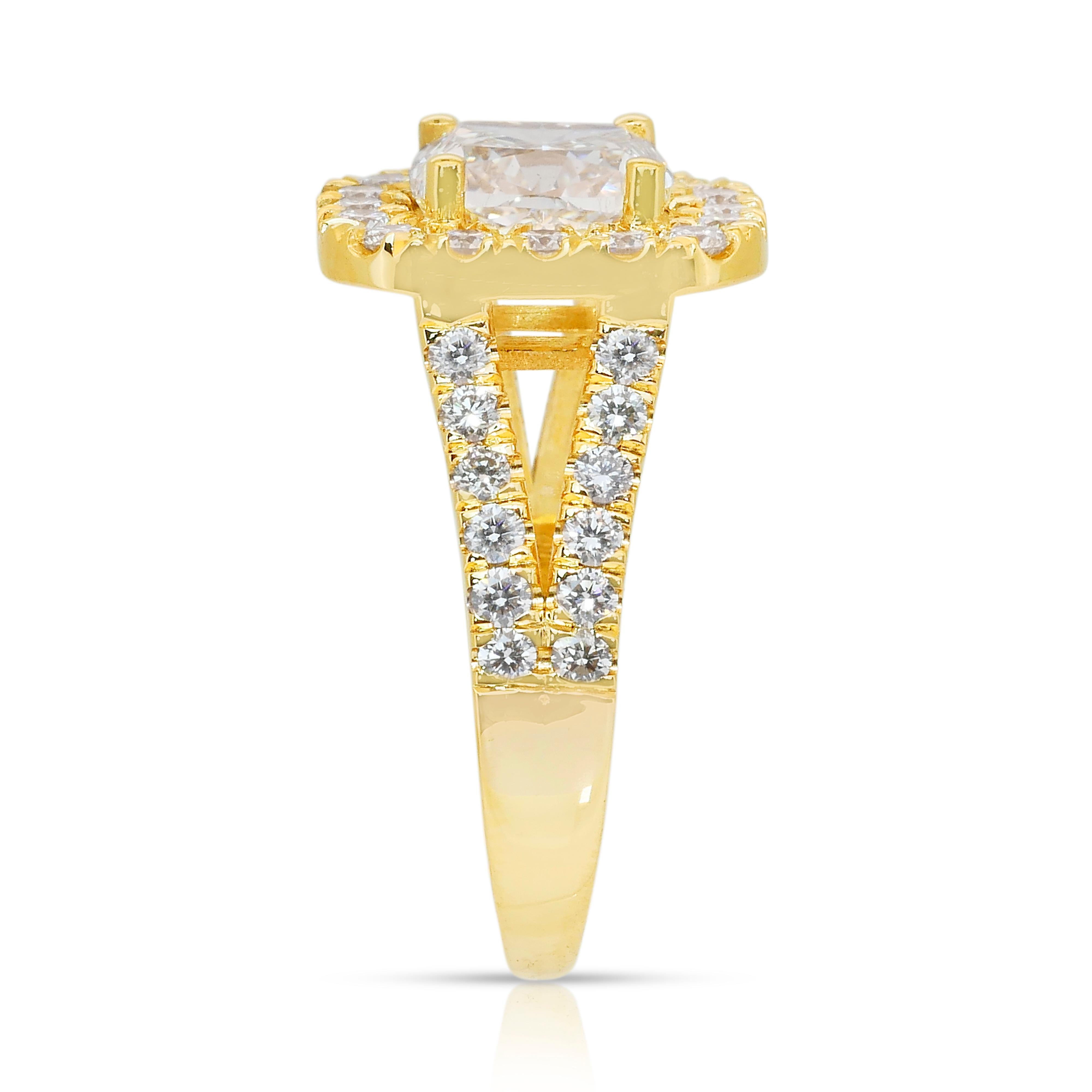 Magnífico Anillo de Cóctel de Diamantes de 3.03ct en Oro Amarillo de 18k - Certificado IGI en venta 2