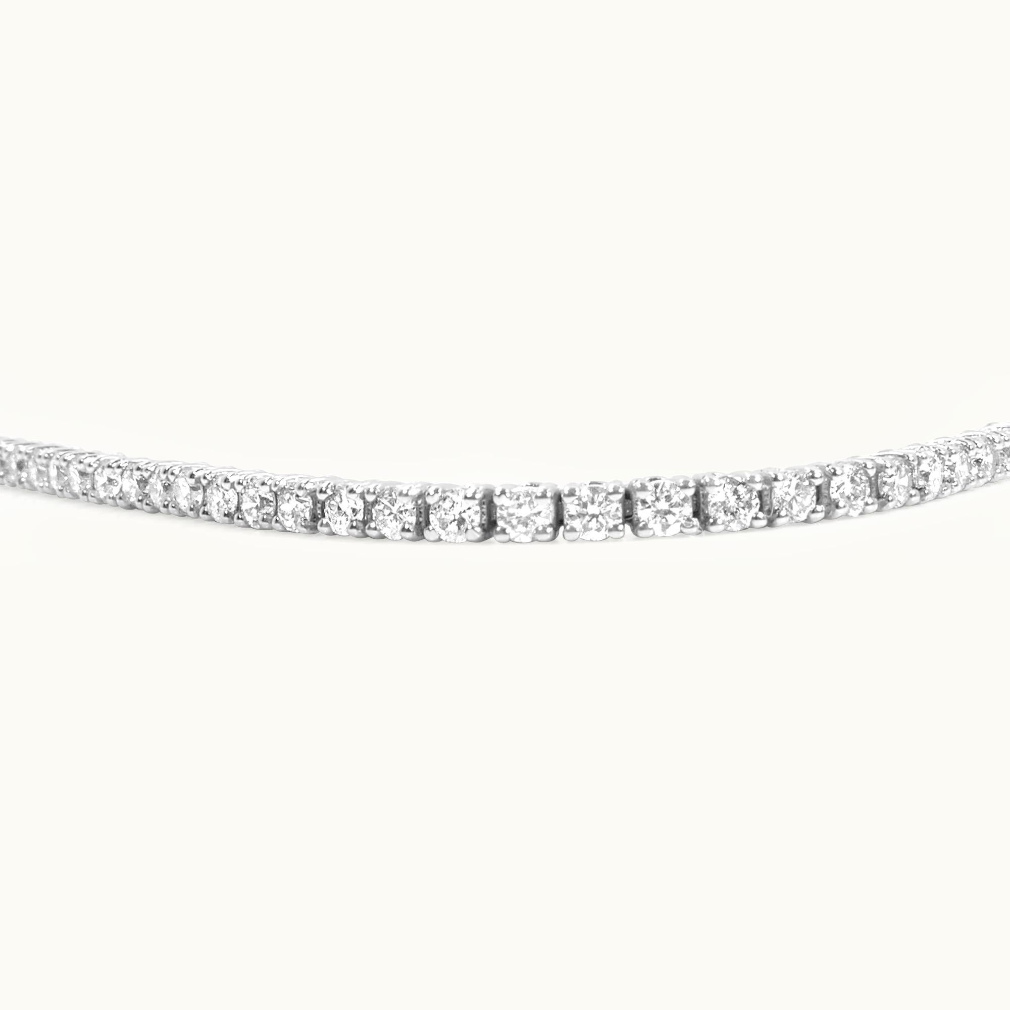 Women's Magnificent 3.89 Carat VVS1-VVS2 Diamond Tennis Riviera Bracelet