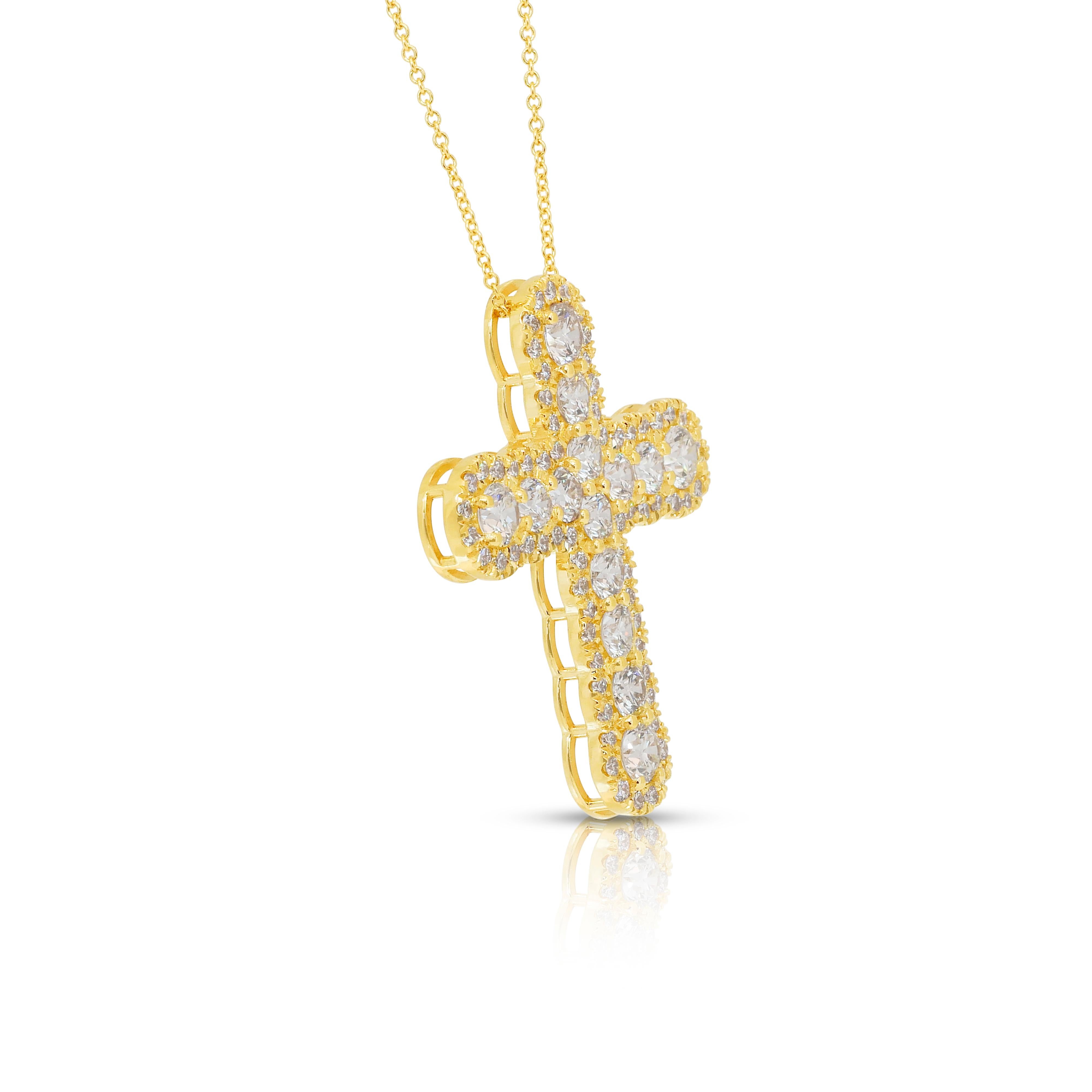 Round Cut Magnificent 4.16ct Diamonds Necklace with Cross Pendant in 18k Yellow Gold For Sale