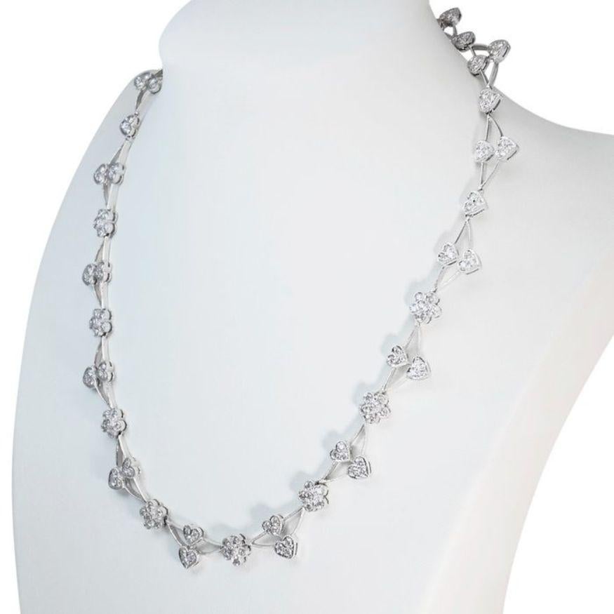 Magnificent 4.20 Carat Round Brilliant Diamond Necklace in 18K White Gold In New Condition For Sale In רמת גן, IL