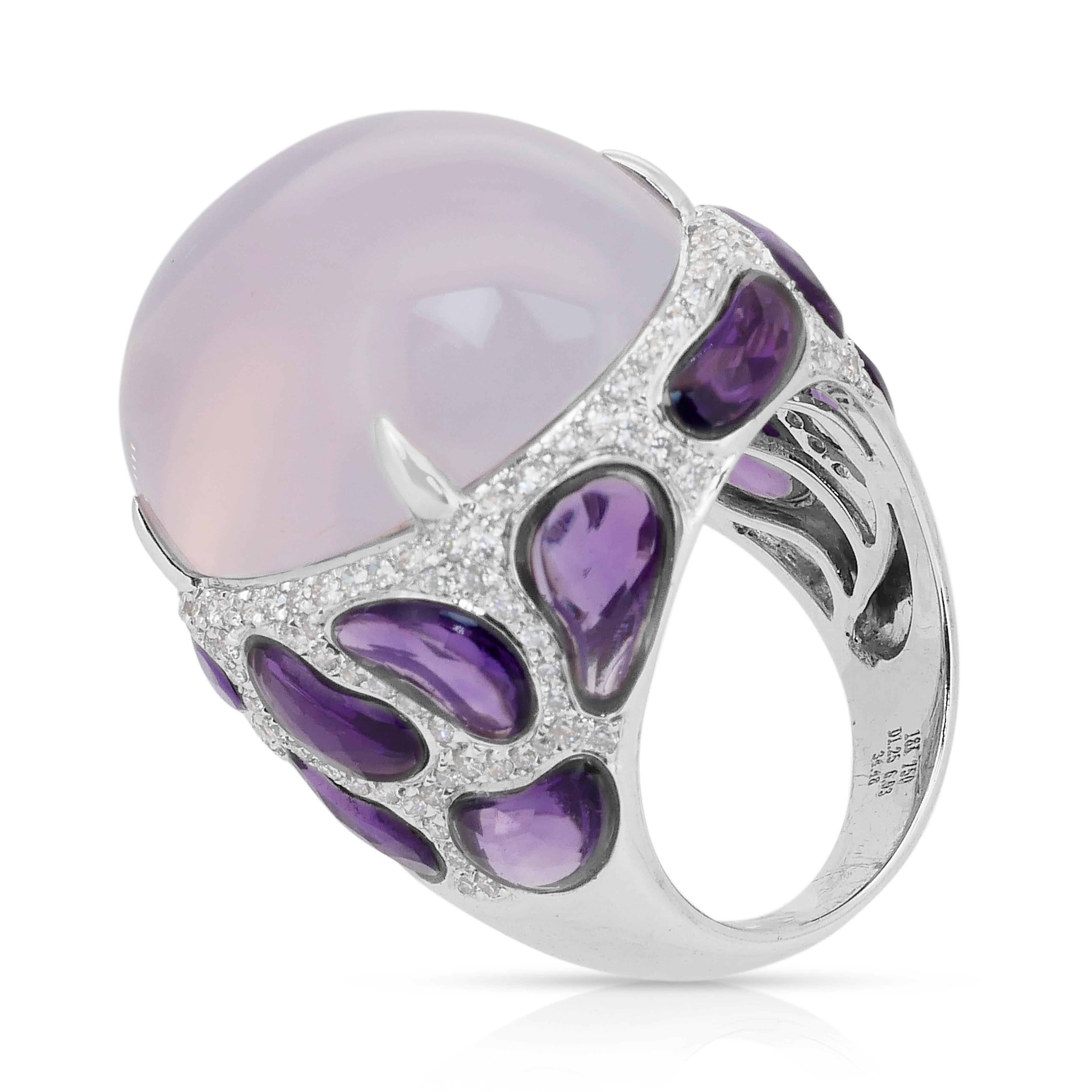 Magnificent 42.66ct Chalcedony, Amethysts, and Diamonds Cocktail Ring In New Condition For Sale In רמת גן, IL