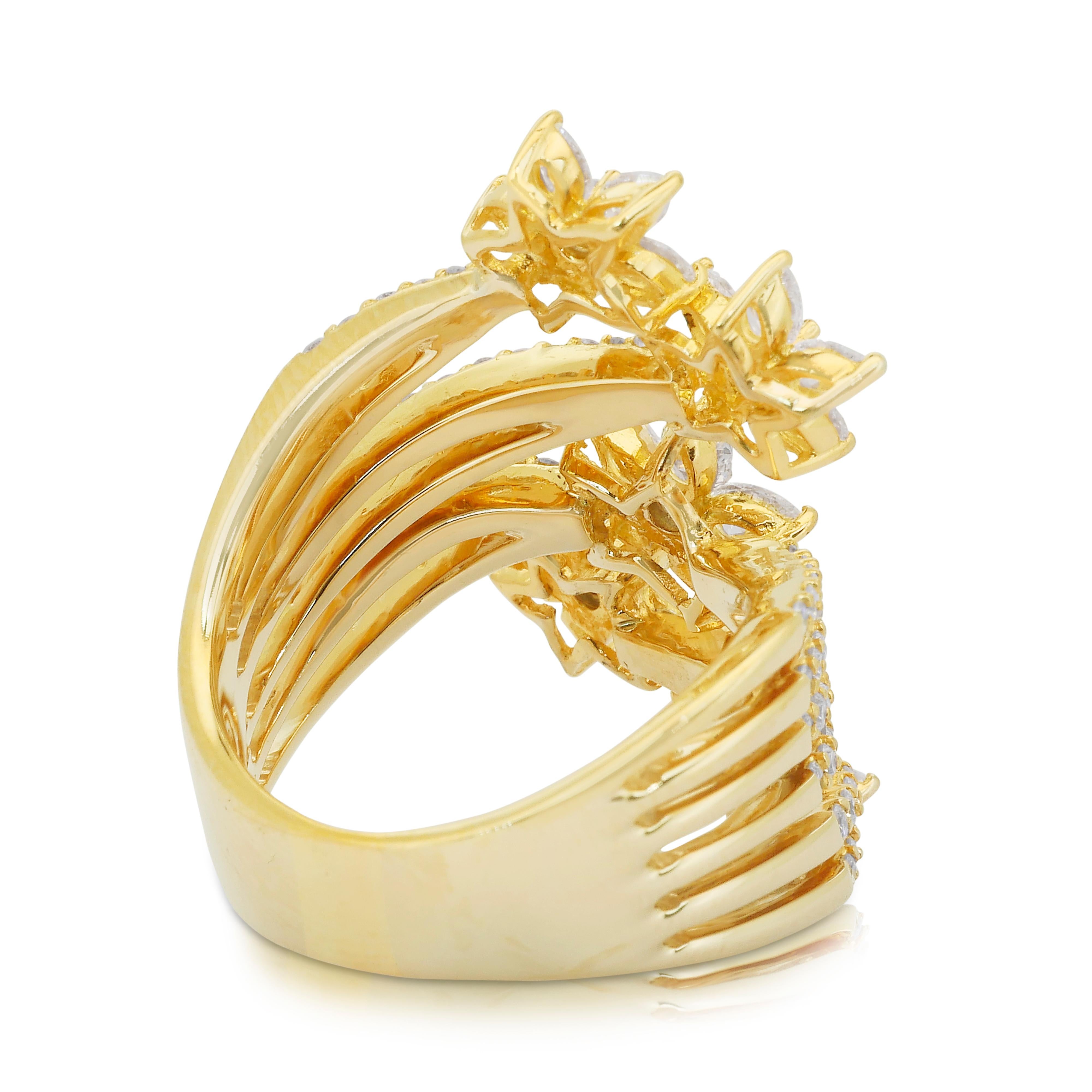Magnificent 4.51ct Natural Diamonds Cocktail Ring in 18k Yellow Gold 2