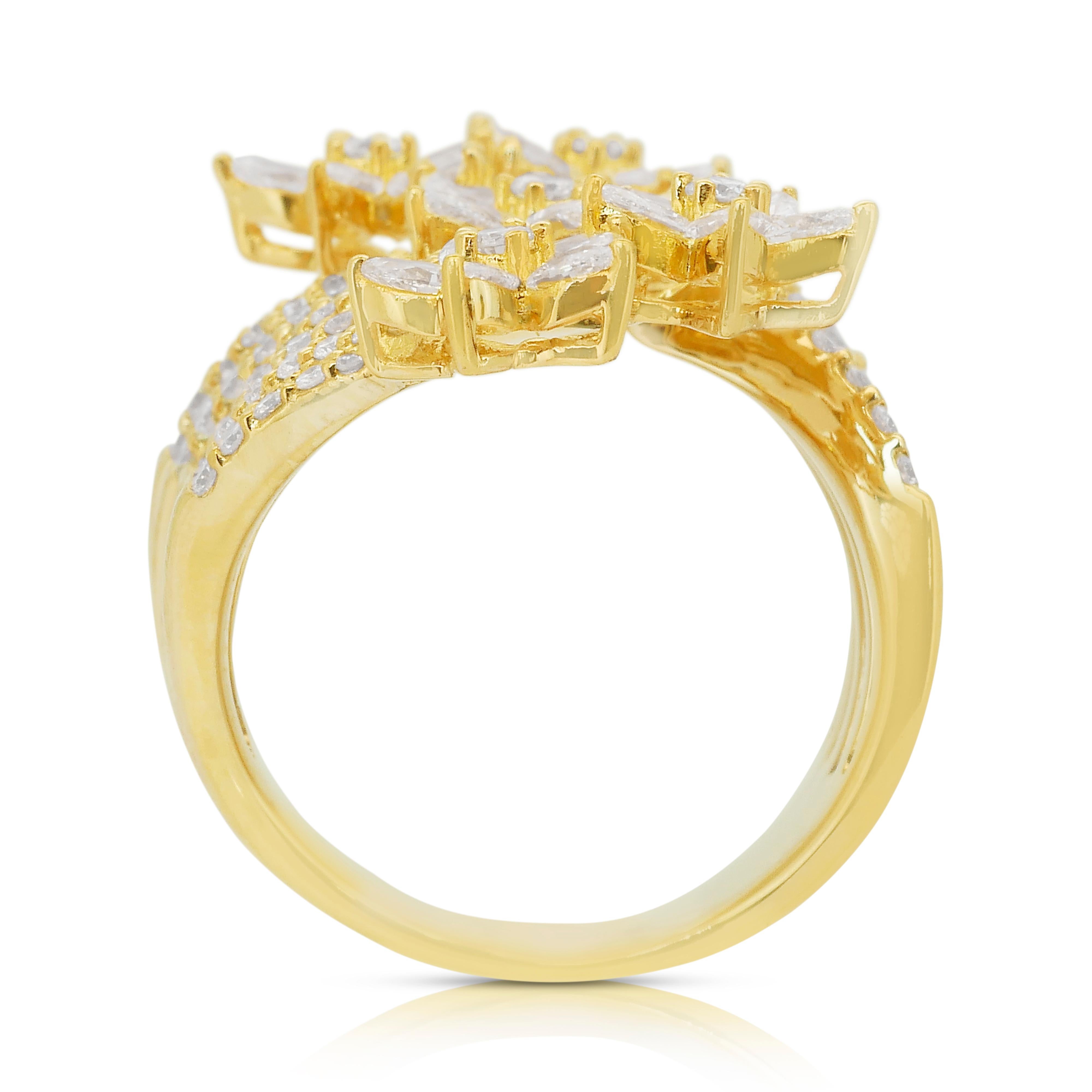 Magnificent 4.51ct Natural Diamonds Cocktail Ring in 18k Yellow Gold 3