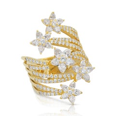 Magnificent 4.51ct Natural Diamonds Cocktail Ring in 18k Yellow Gold