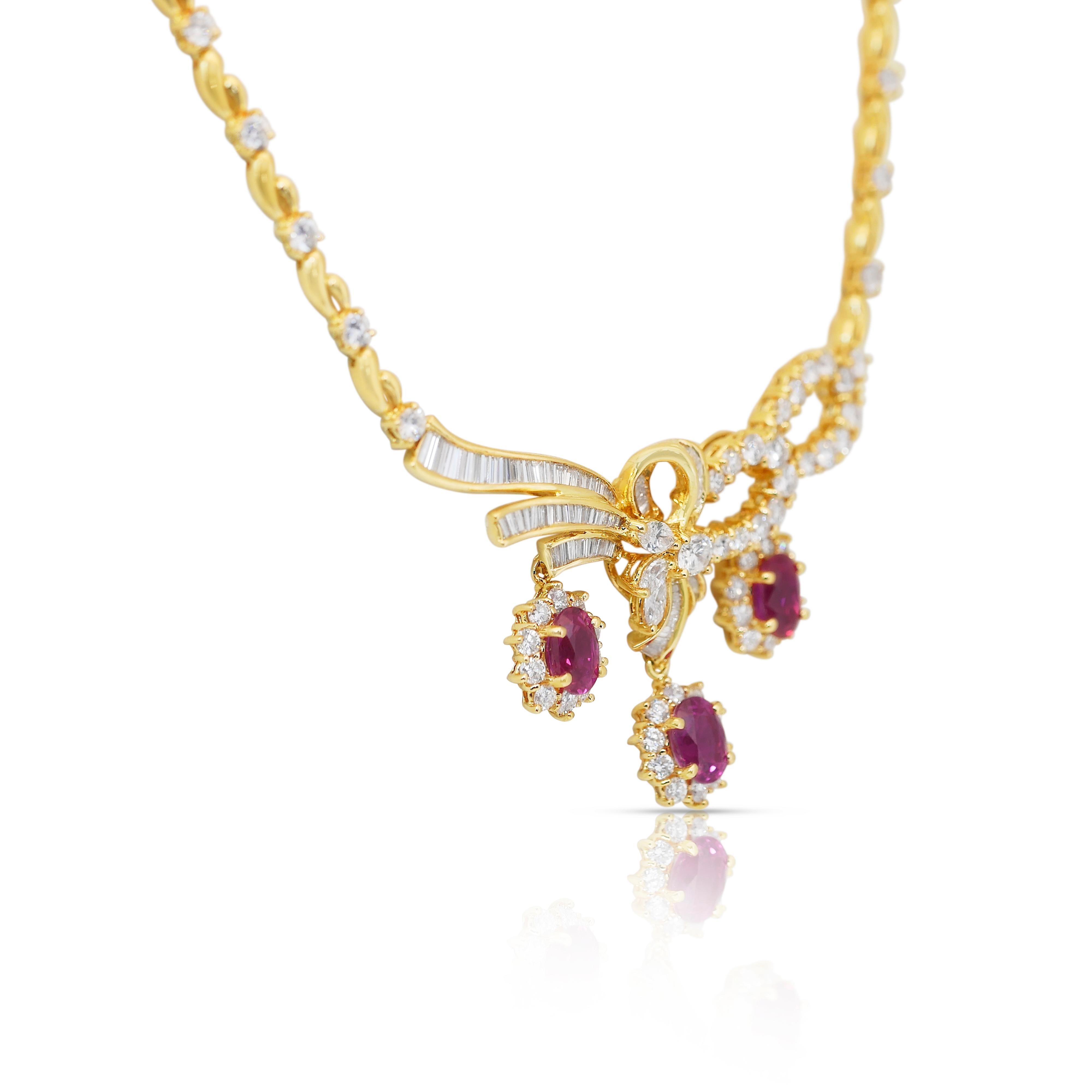 Magnífico Collar de Rubíes y Diamantes de 5,50 ct en Oro Amarillo de 18k en Nuevo estado para la venta en רמת גן, IL