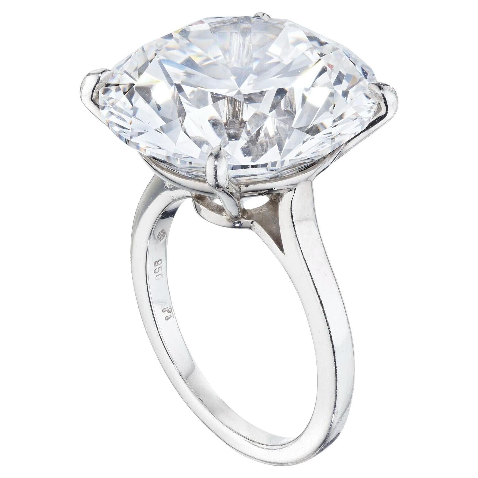 In the world of high jewelry, certain diamonds are more than adornments—they are legacies. This 8-carat F SI round brilliant diamond ring is a testament to prestige and timeless luxury, created for those who understand that true elegance is eternal