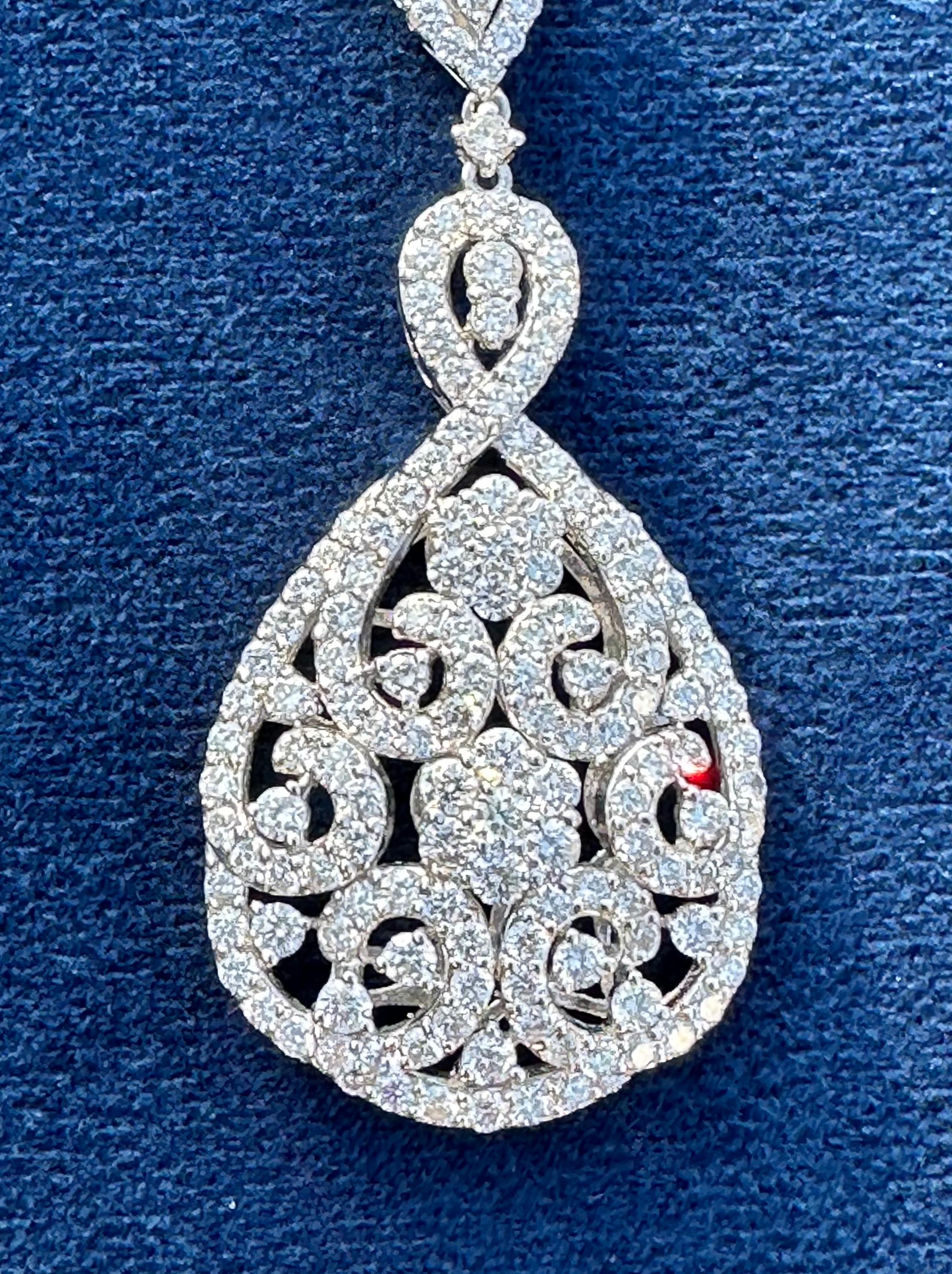 Magnificent 8.5 Carat Diamond 18K White Gold Pear Shaped Drop Pendant on Chain In Excellent Condition For Sale In Tustin, CA