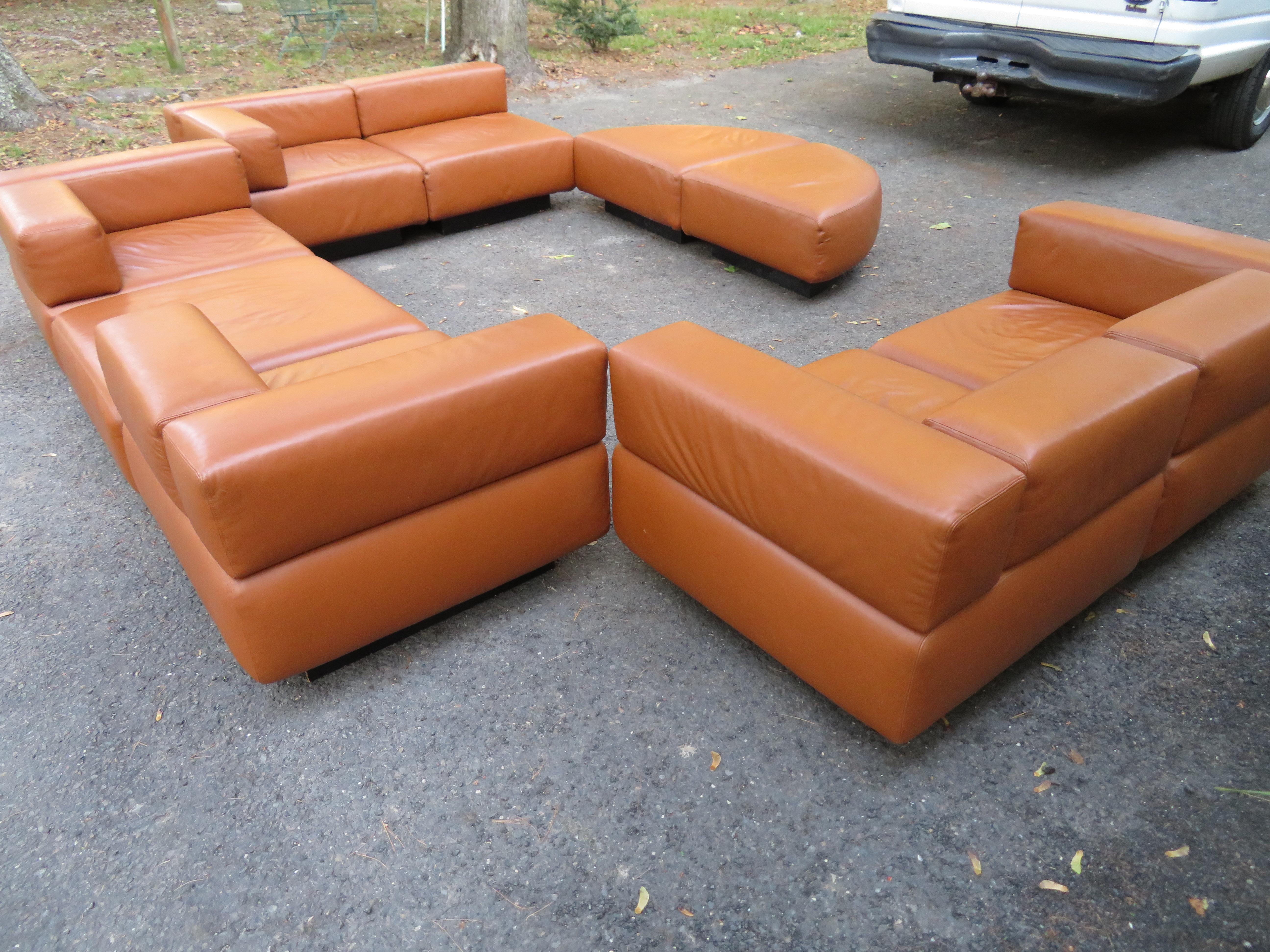 Magnificent 9-Piece Harvey Probber Caramel Brown Leather 'Cubo' Sectional Sofa For Sale 2