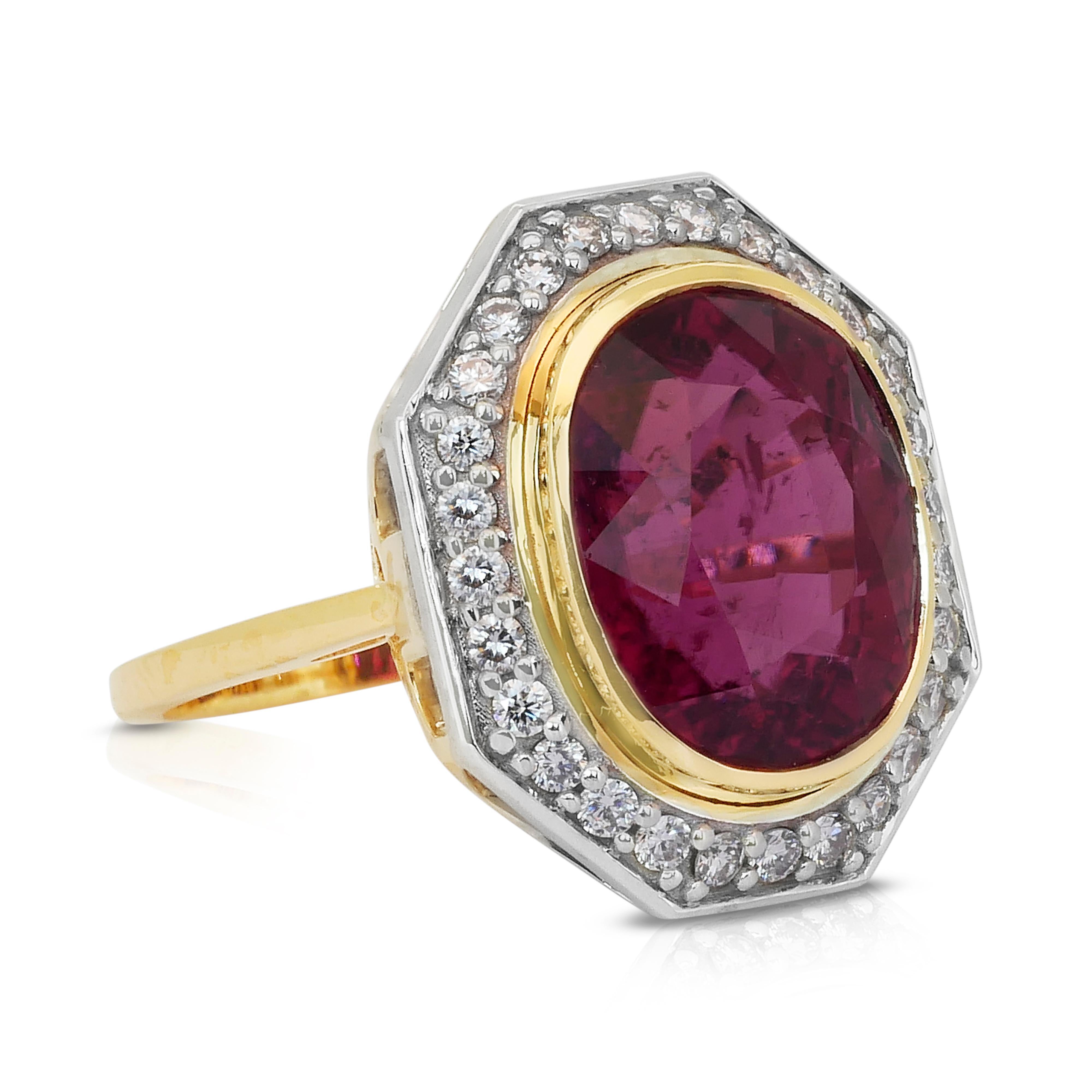Magnificent 9.86ct Rubellite and Diamonds Cocktail Ring - IGI Certified For Sale 1