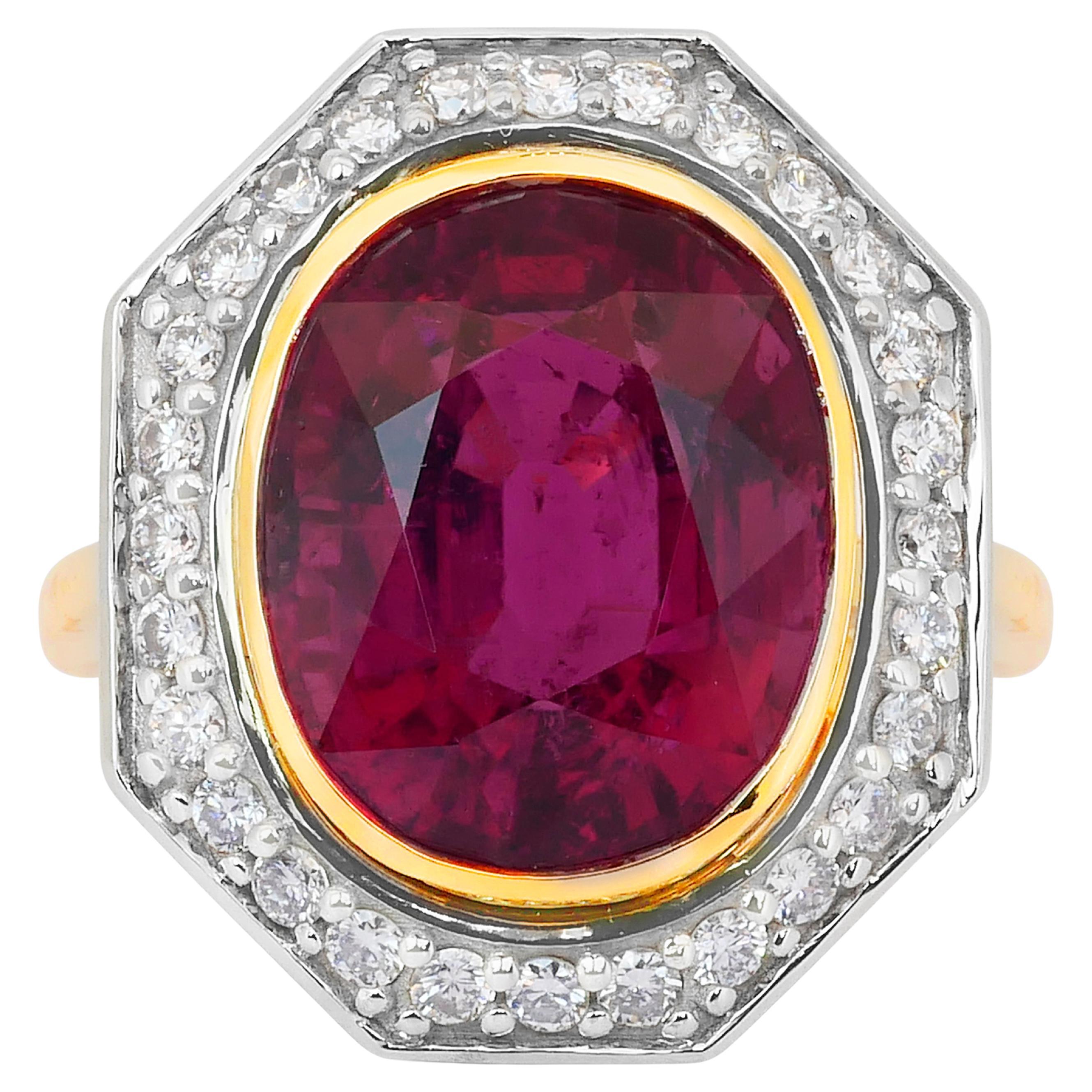 Magnificent 9.86ct Rubellite and Diamonds Cocktail Ring - IGI Certified For Sale