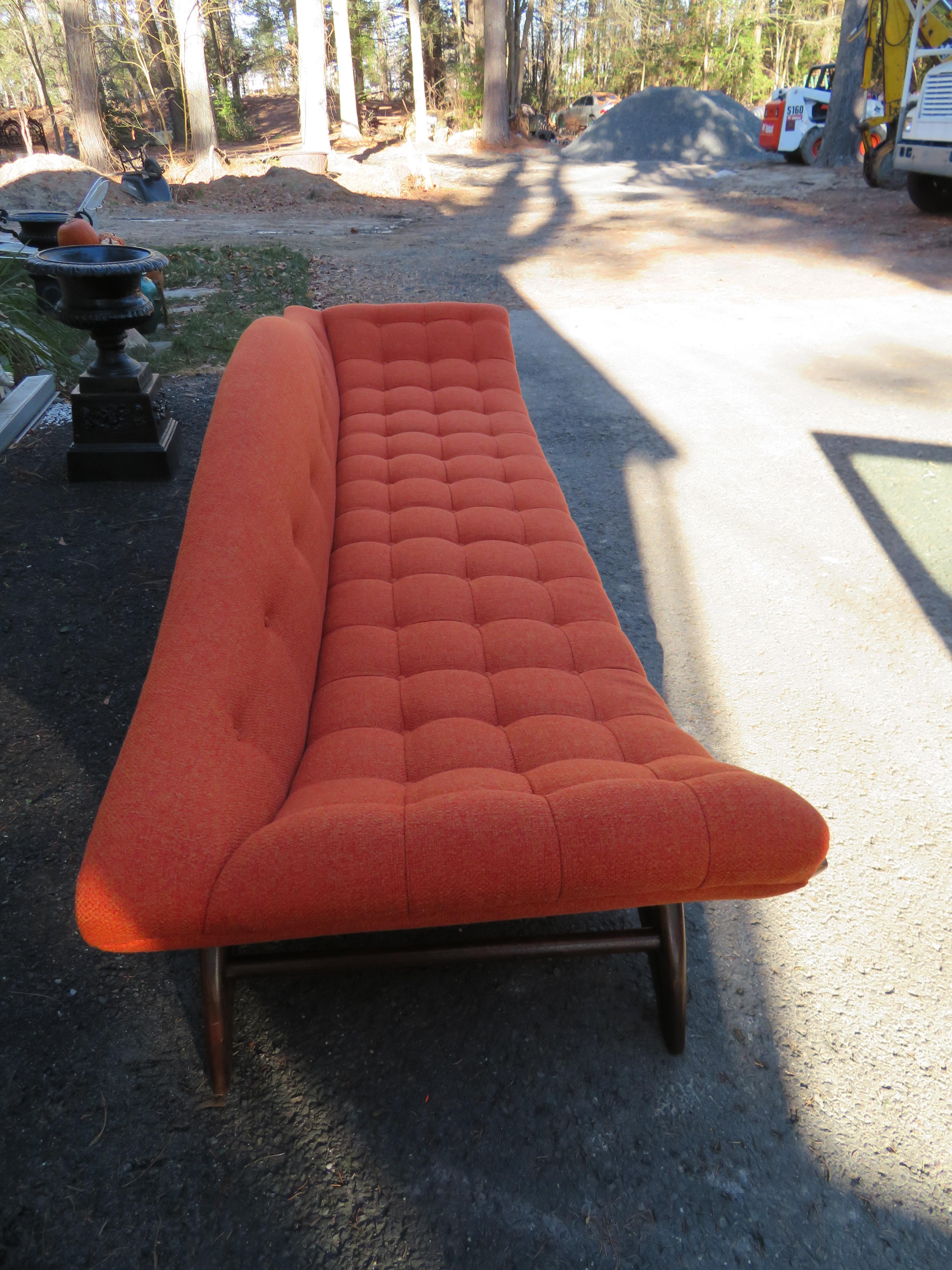 Magnificent Adrian Pearsall Sculptural Walnut Gondola Sofa Mid-Century Modern In Good Condition In Pemberton, NJ