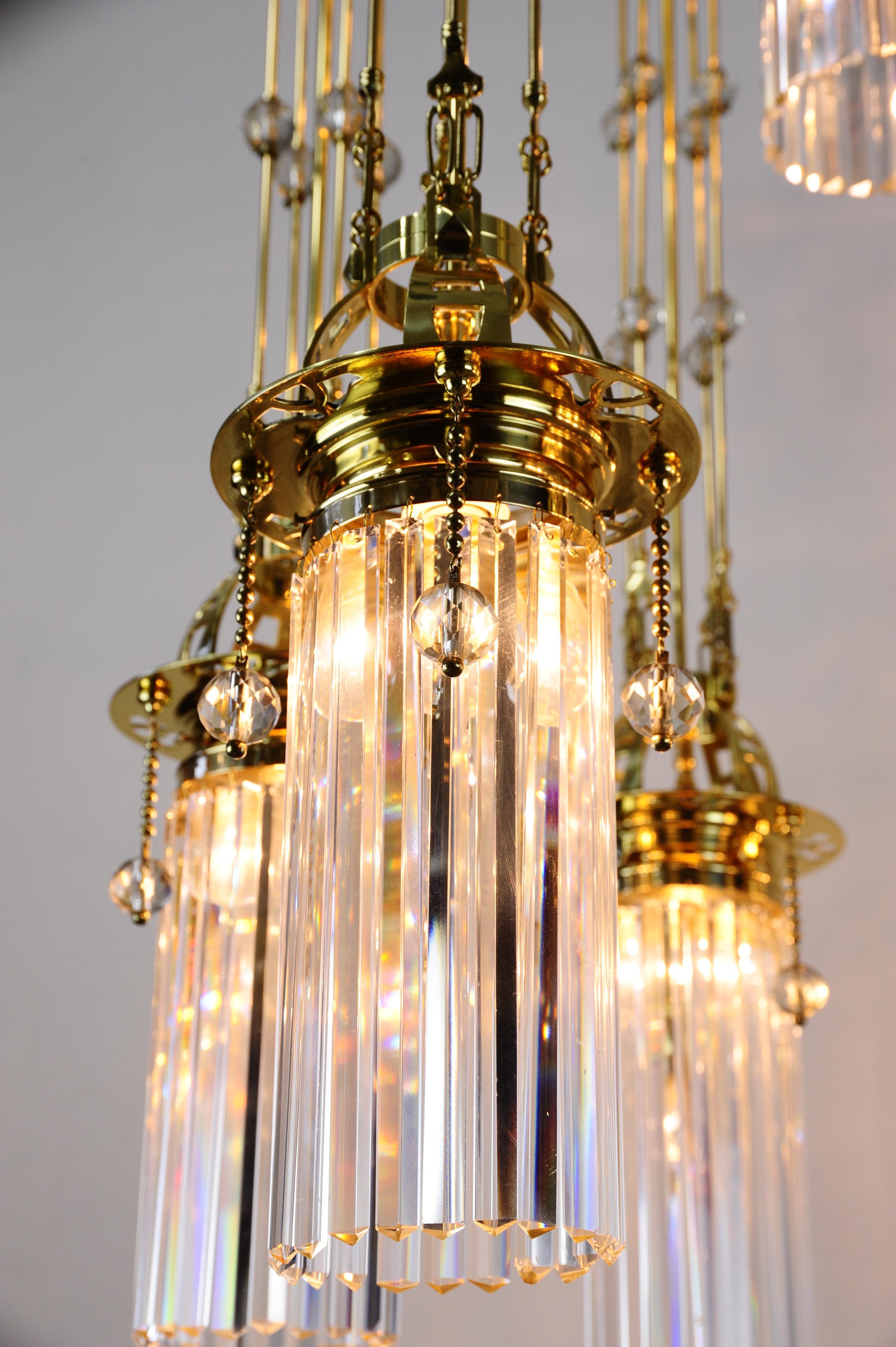 Magnificent and Huge Art Deco Chandelier Vienna, 1920s For Sale 8