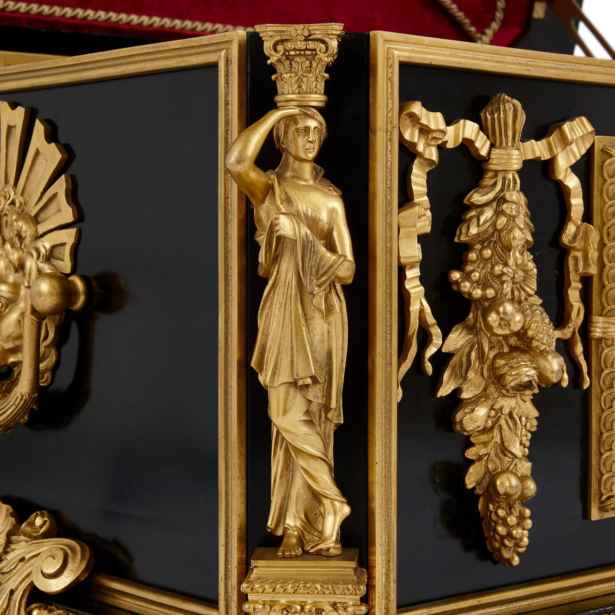 Magnificent and large ormolu and hardstone Regency period ebonized wooden casket In Excellent Condition For Sale In London, GB
