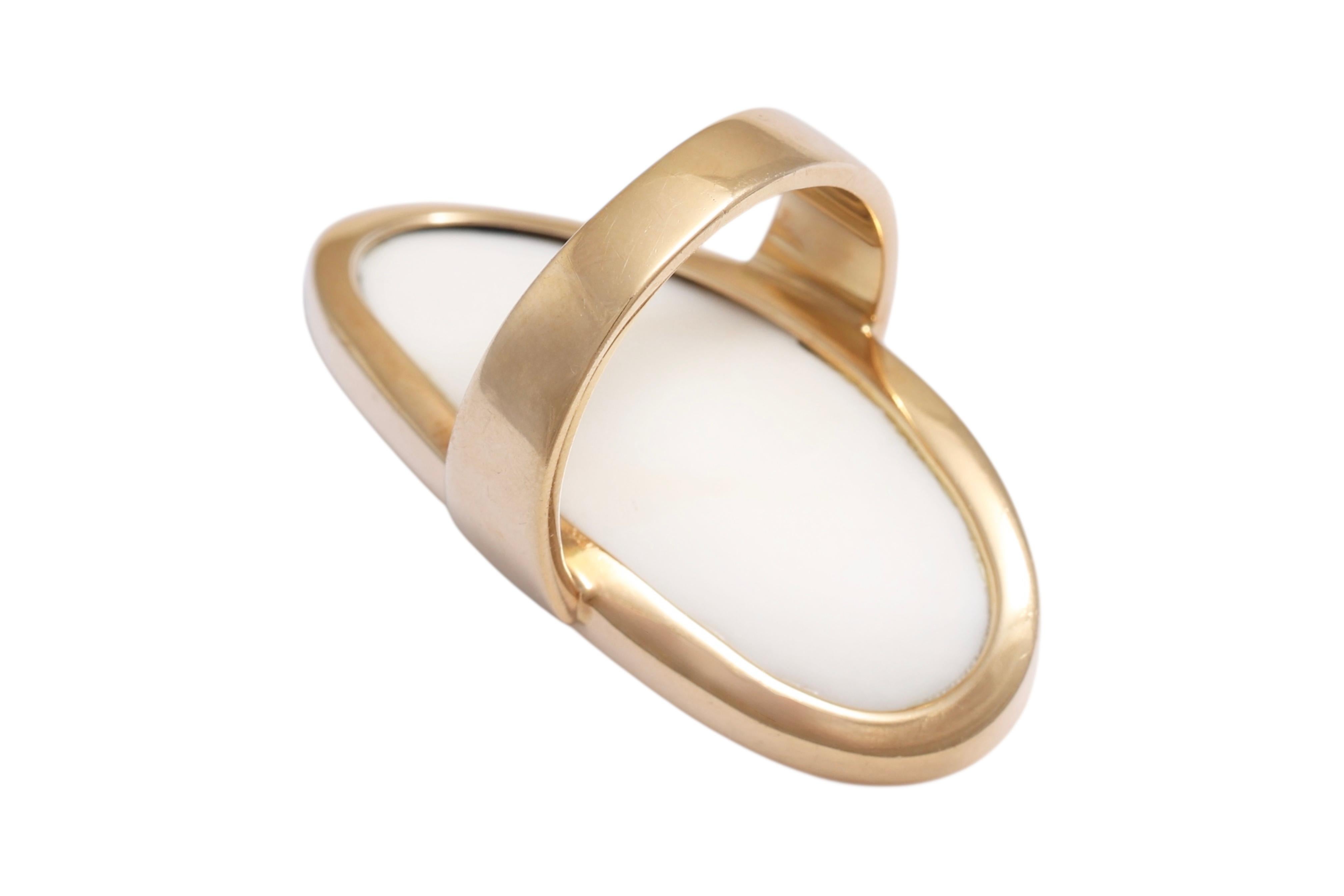 Magnífico y Raro Anillo Mattioli Hiroko de Oro Amarillo de 18 Quilates con Kogolong en venta 1